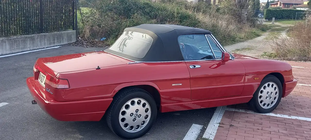 Alfa Romeo Spider 2.0, foto 2