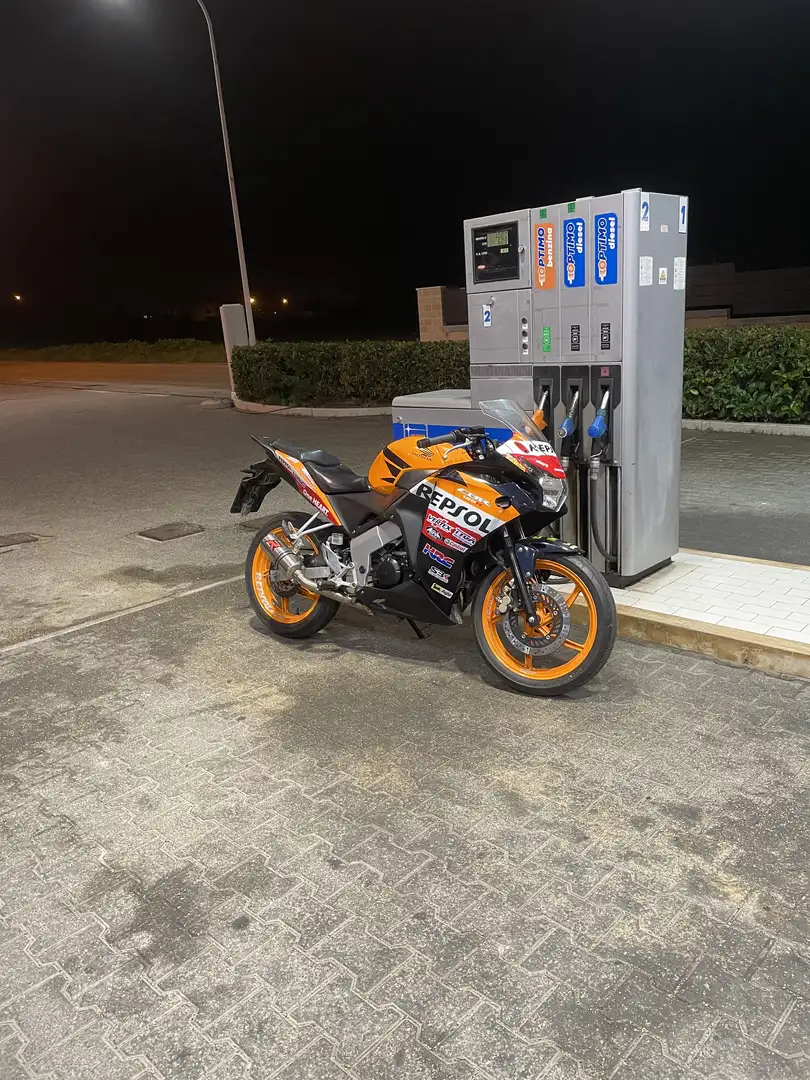 Honda CBR 125 Repsol Naranja - 1
