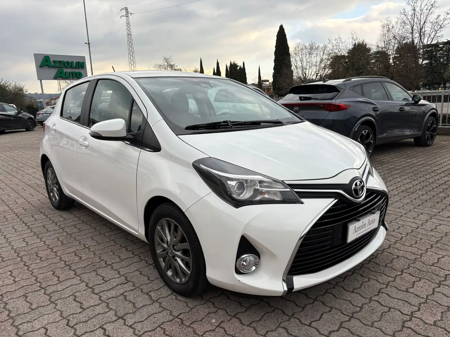 Toyota Yaris 5/P 1.4 D4D TAGLIANDATA SI A NEOPATENTATI Weiß - 1
