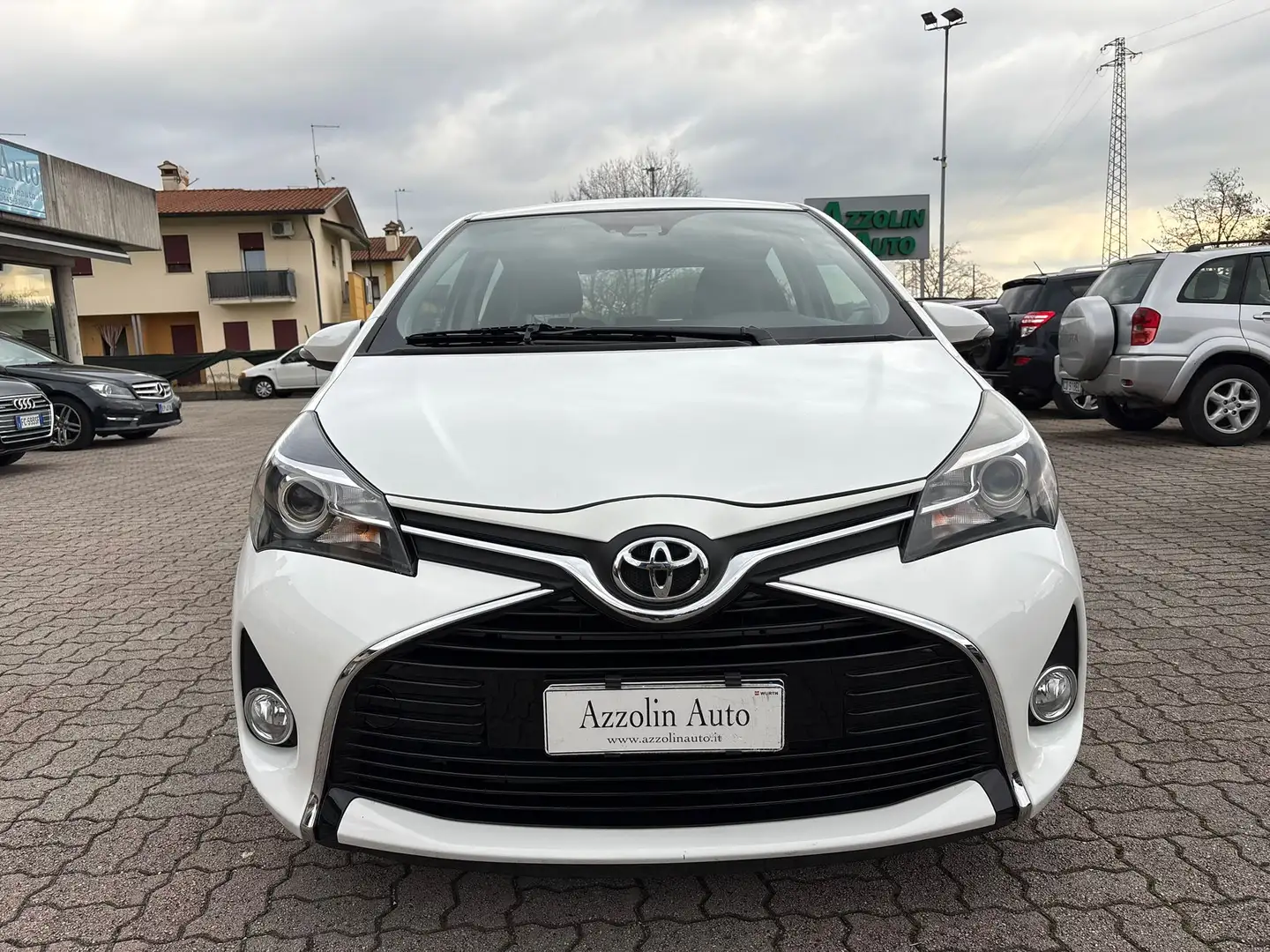 Toyota Yaris 5/P 1.4 D4D TAGLIANDATA SI A NEOPATENTATI Weiß - 2