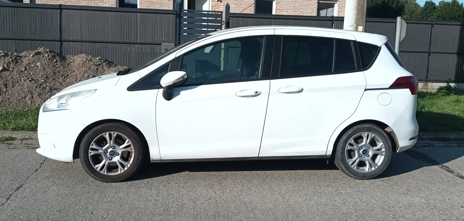Ford B-Max B-Max 1.5 TDCi Trend Biały - 1