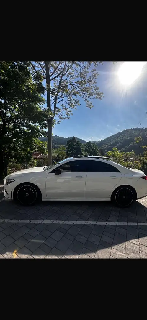 Mercedes-Benz CLA 220 d 8G-DCT AMG Line - 2