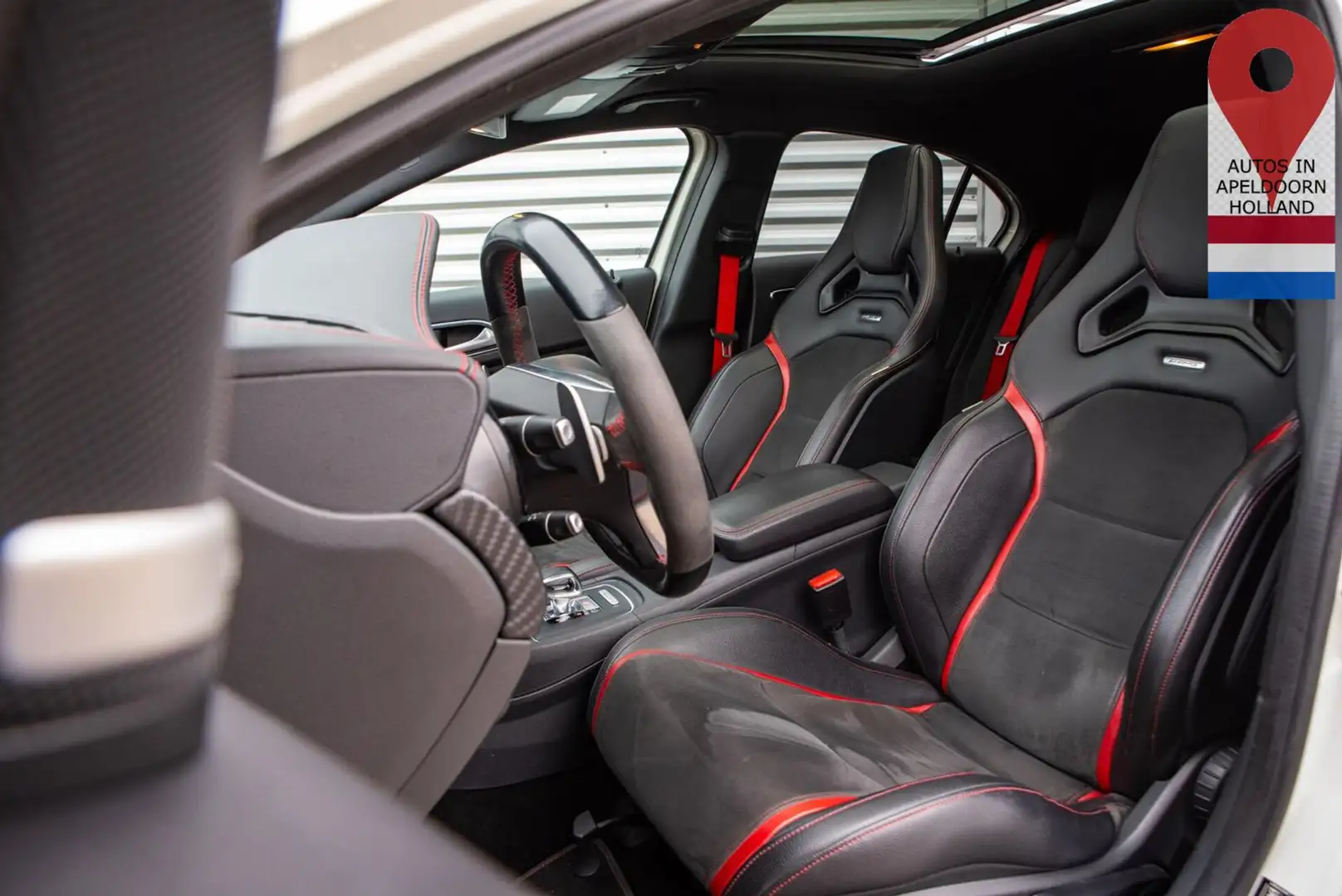 Mercedes-Benz A 45 AMG 4MATIC Edition 1 Wit - 1