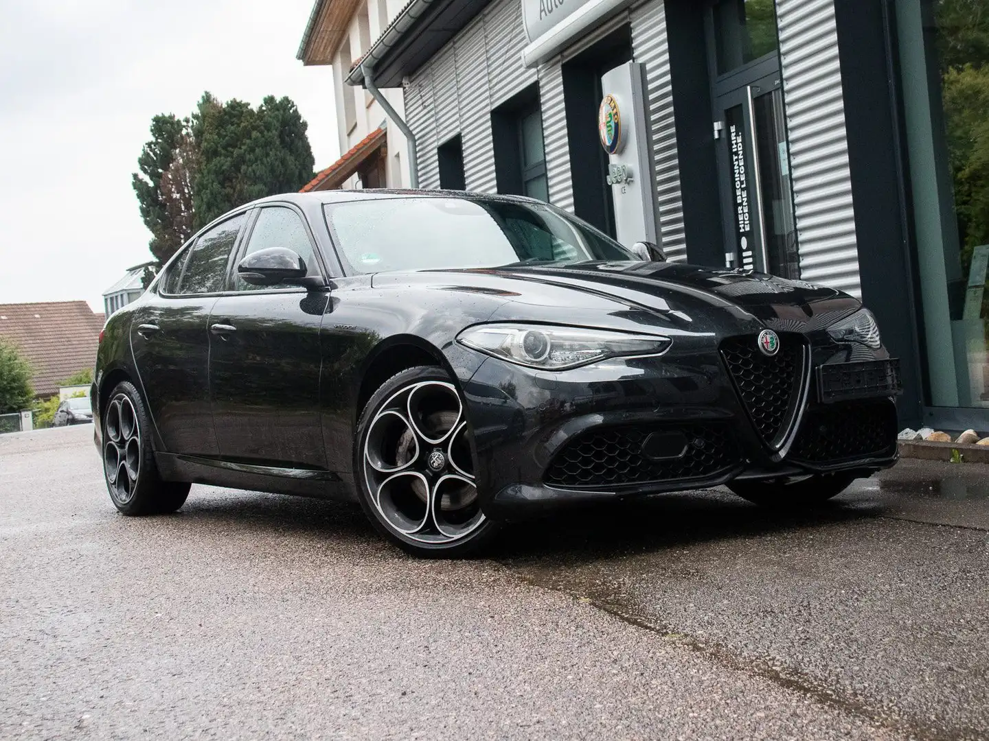 Alfa Romeo Giulia Veloce 2.2 Q4 vom AR Vertragshändler 1 Hand Noir - 1