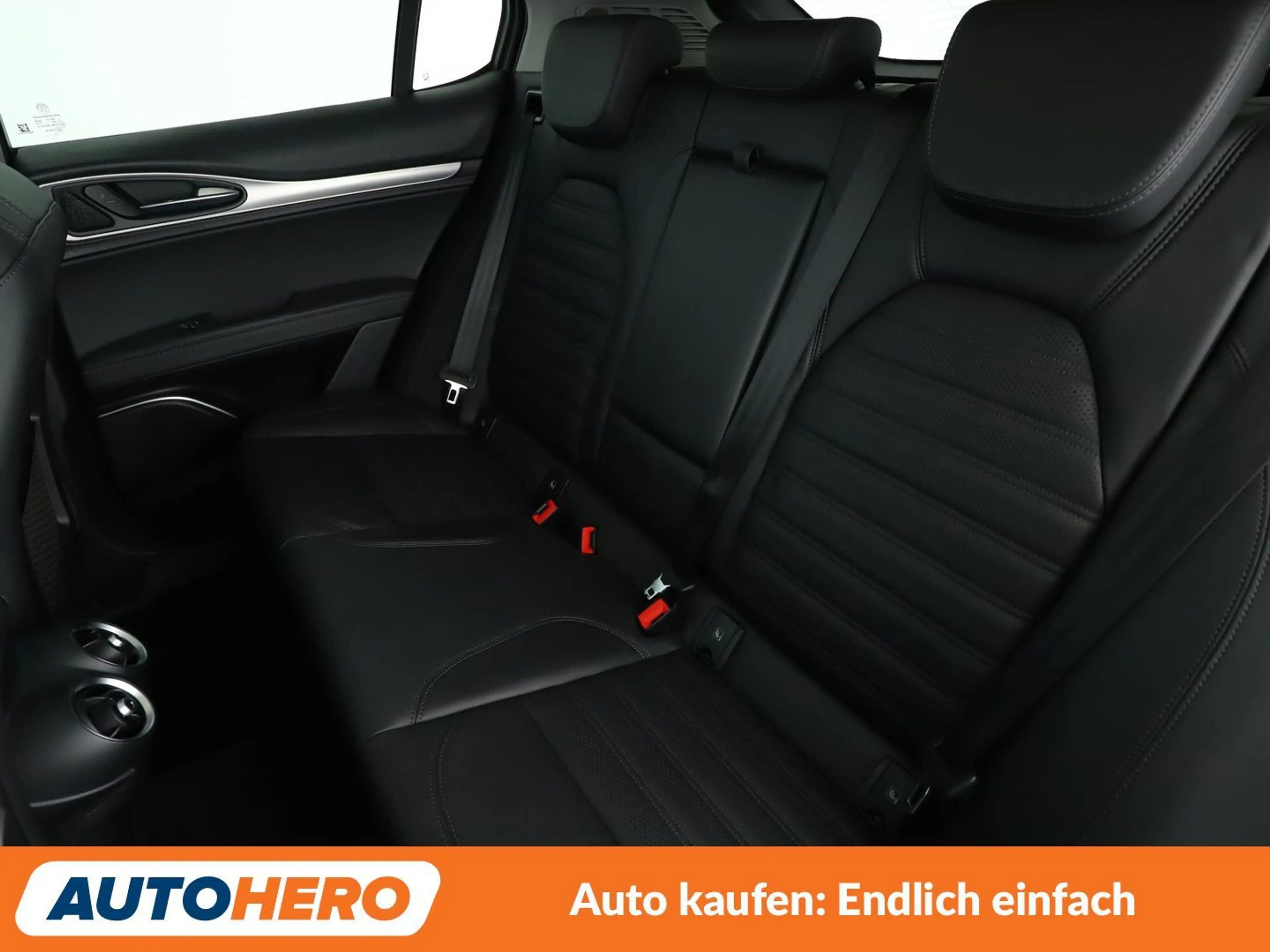 Alfa Romeo Stelvio 2.2 JTDM Veloce Q4 Aut.*NAV*ACC*CAM*PDC*SHZ*ALU* — photo 14