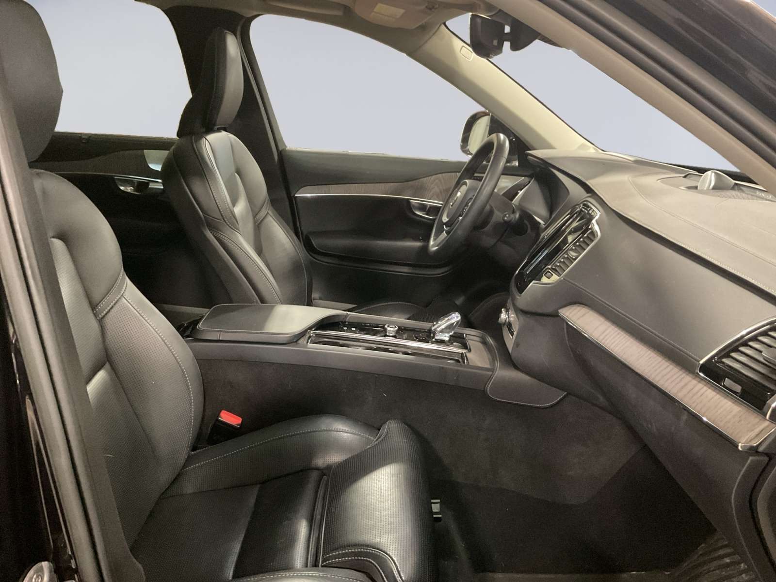 2023 Volvo XC90 2.0L 7-Seater! Luxury! Premium Features! thumb 12