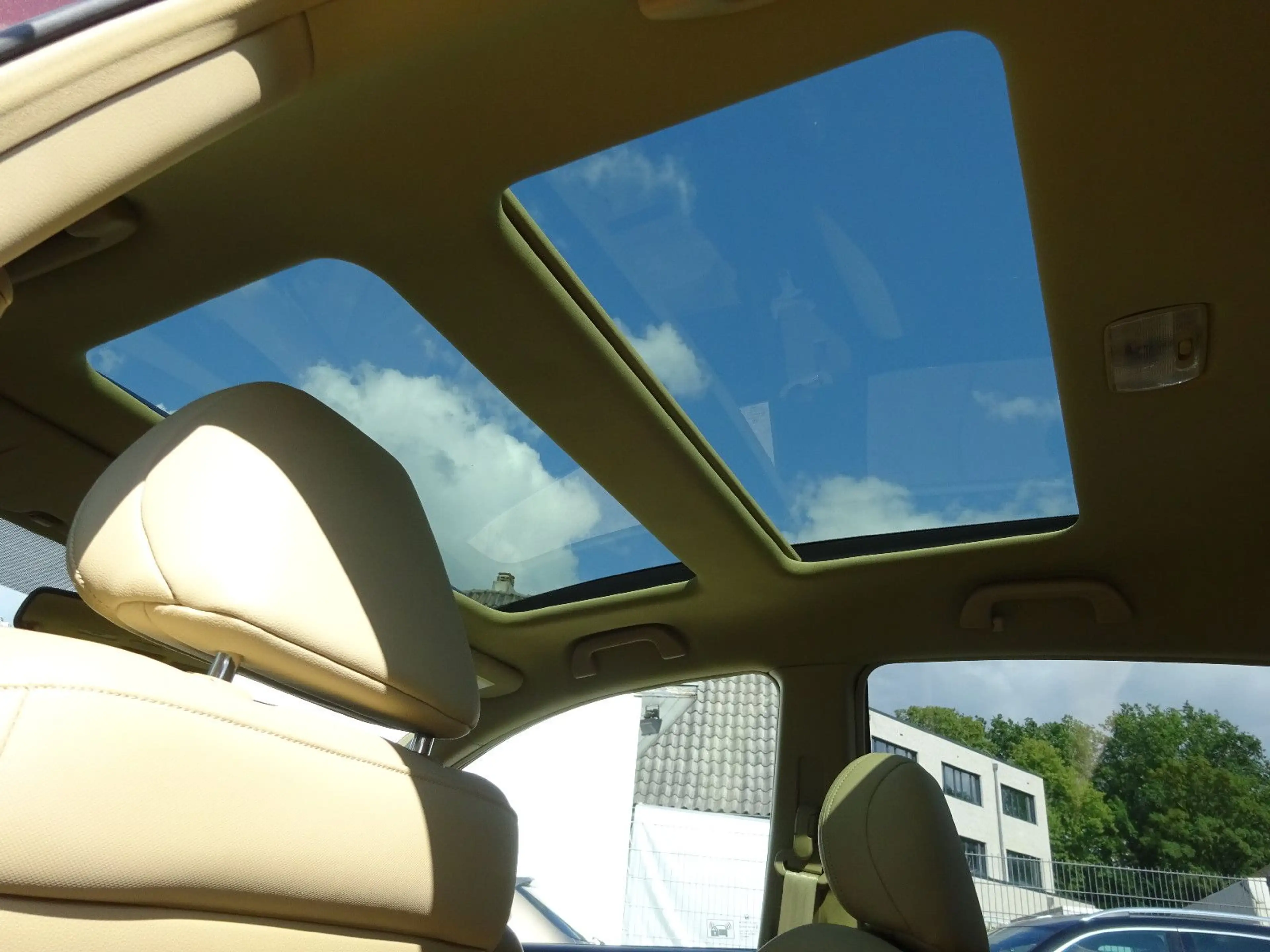 Honda CR-V Executive /Panorama/1-Hand/Leder/Navi/RWK/ — photo 12