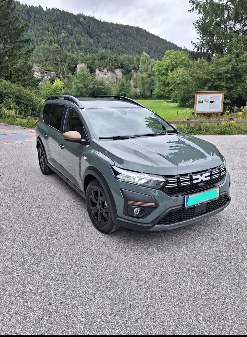 Dacia Jogger Extreme+ TCe 110 Grün - 1