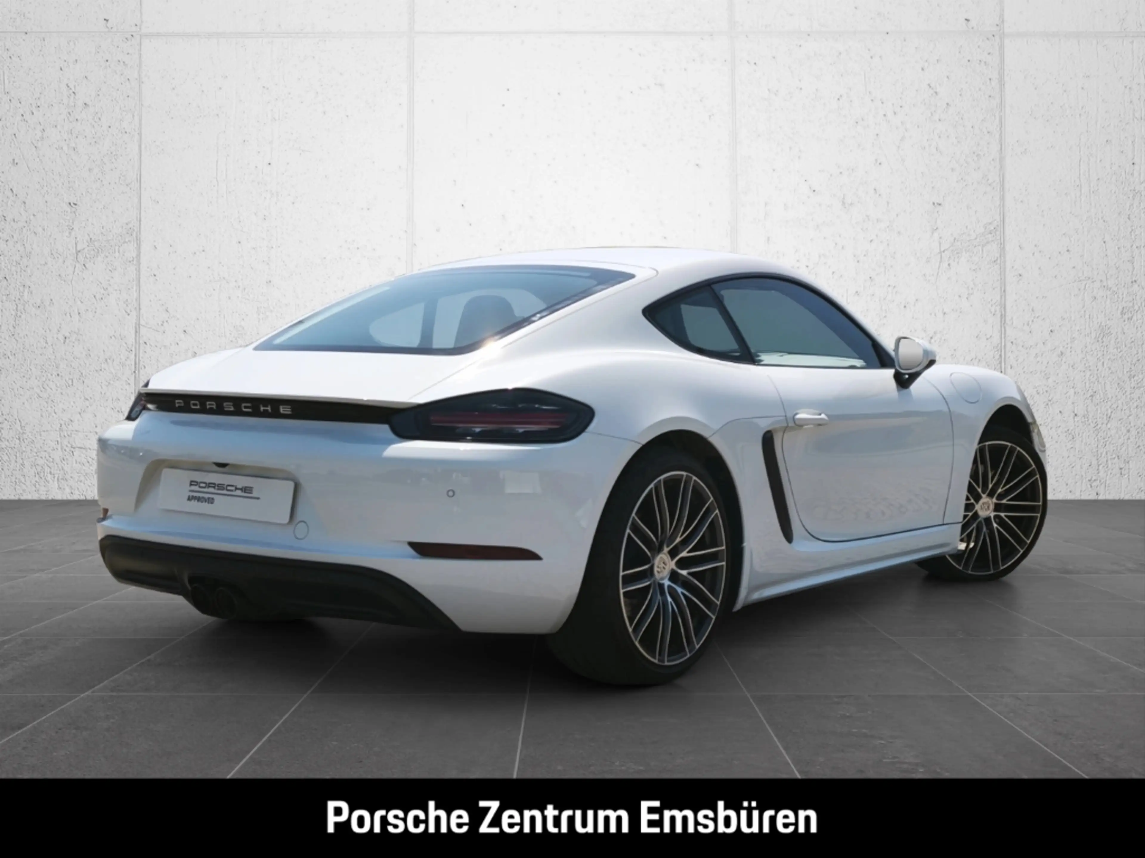 Porsche Cayman 718 S — photo 7