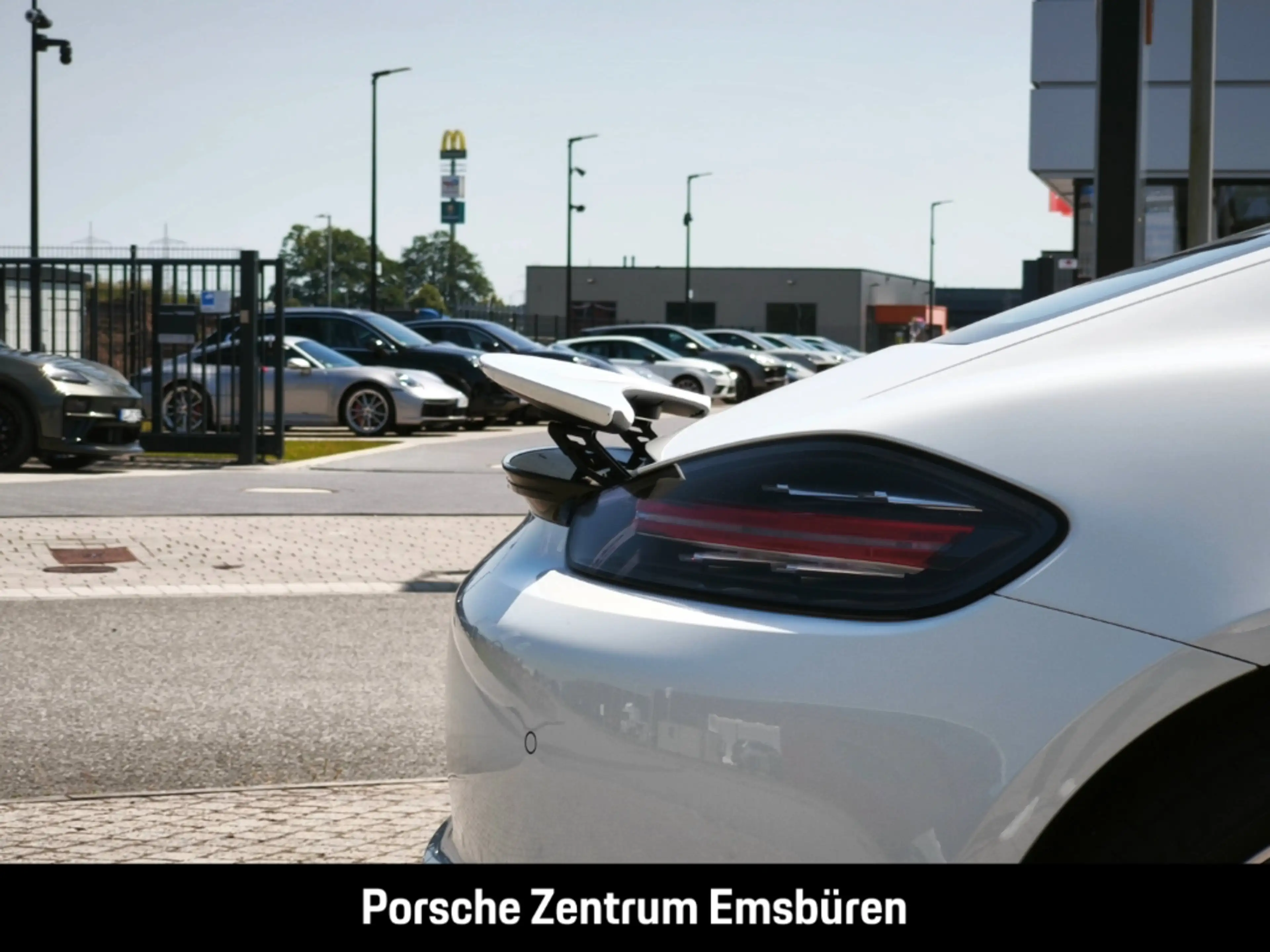 Porsche Cayman 718 S — photo 15