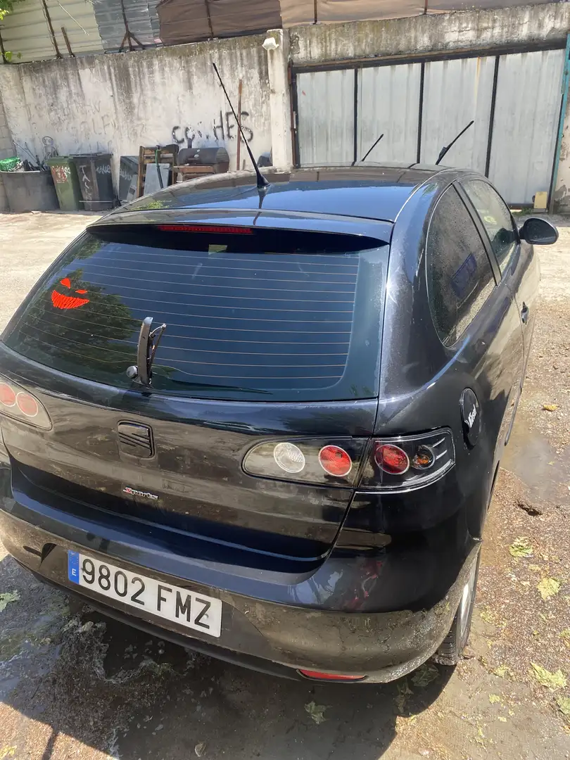 SEAT Ibiza esta como nuevo - 1