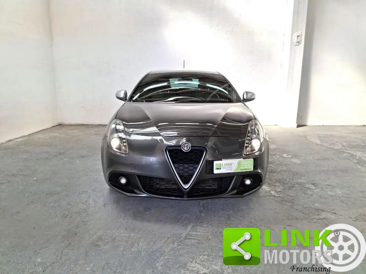 Alfa Romeo Giulietta 1.6 JTDm-2 120 CV QV Line GARANZIA INCLUSA Gris - 2