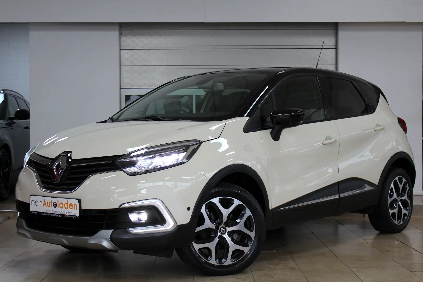 Renault Captur ENERGY TCe 120 Autom. *NAVI*LEDER*PANO*LED*KAMERA* Wit - 1