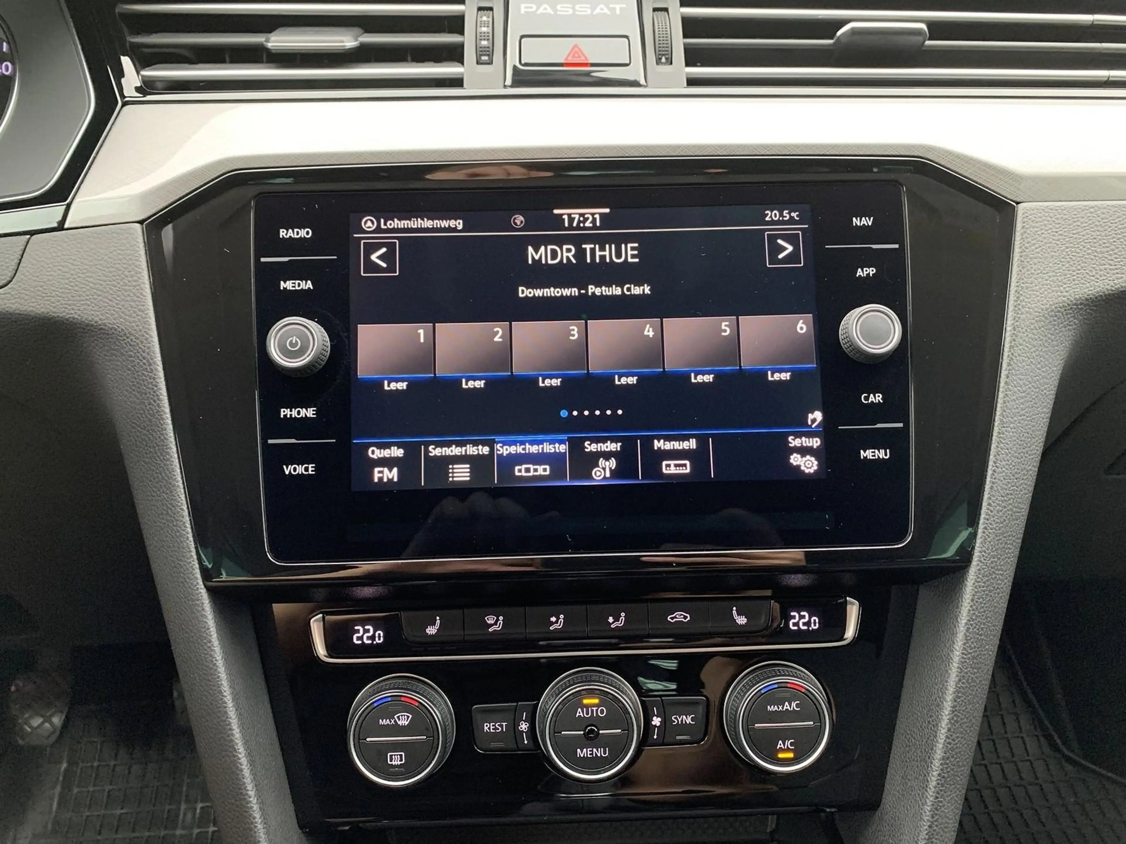 Volkswagen Passat Variant Busines 1.5 TSI NAVI+ACC+LED — photo 15