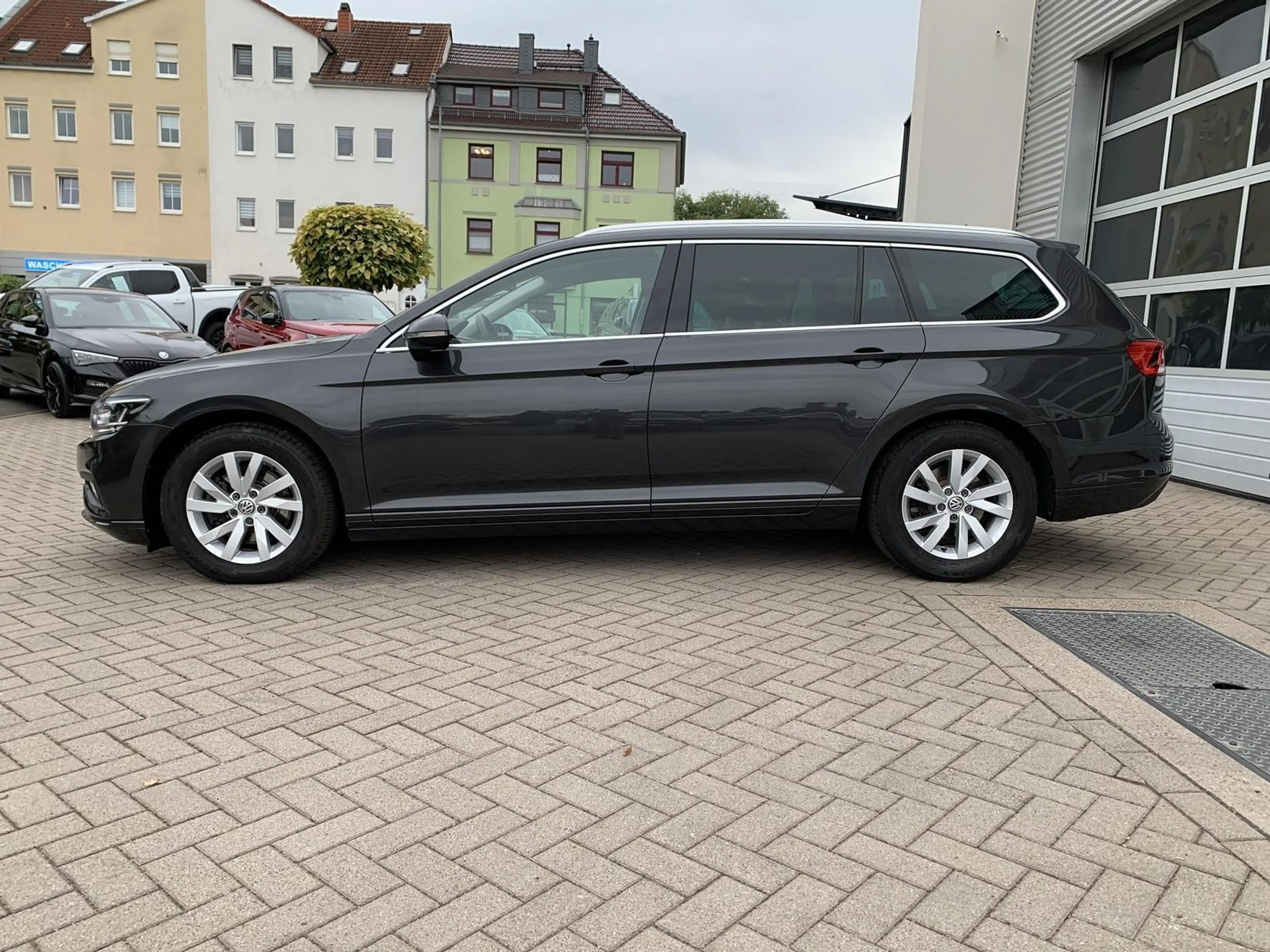Volkswagen Passat Variant Busines 1.5 TSI NAVI+ACC+LED — photo 8