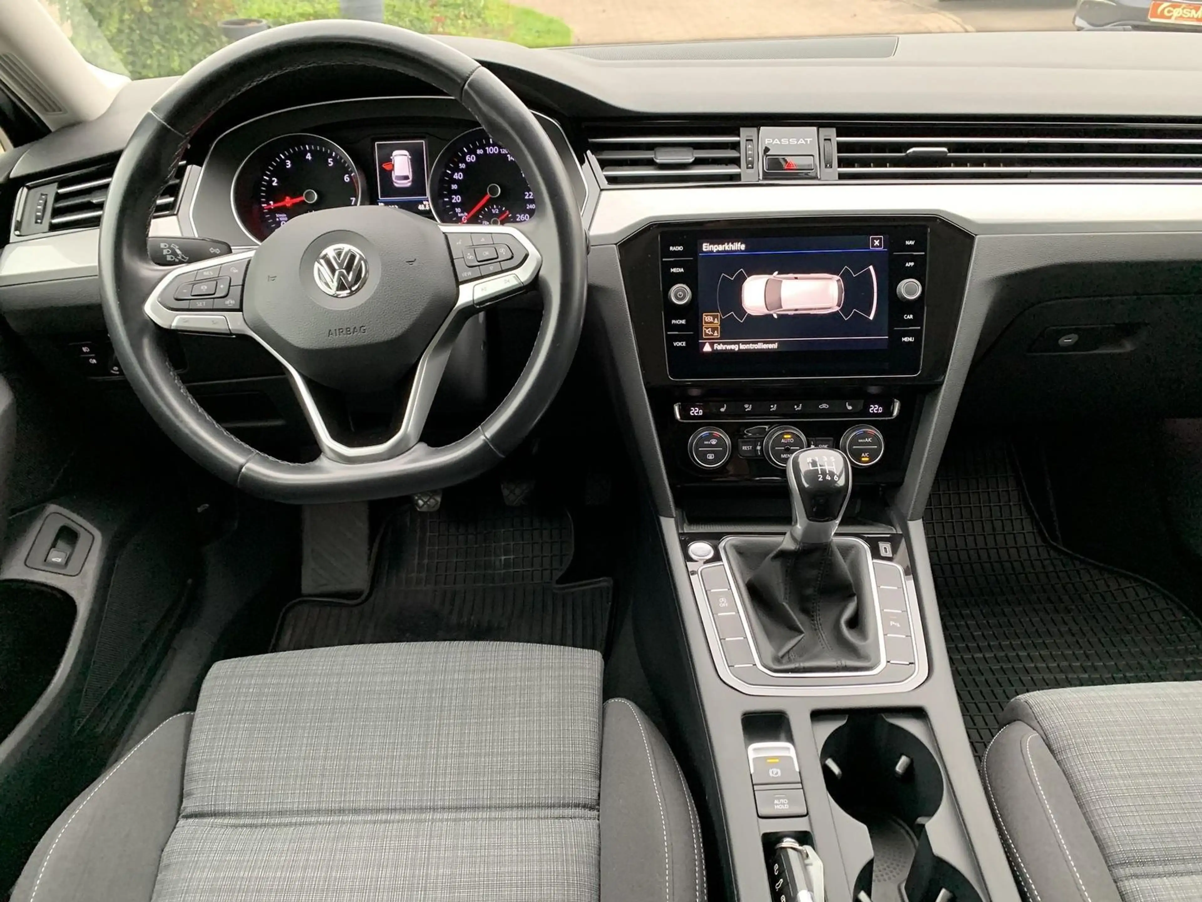Volkswagen Passat Variant Busines 1.5 TSI NAVI+ACC+LED — photo 11