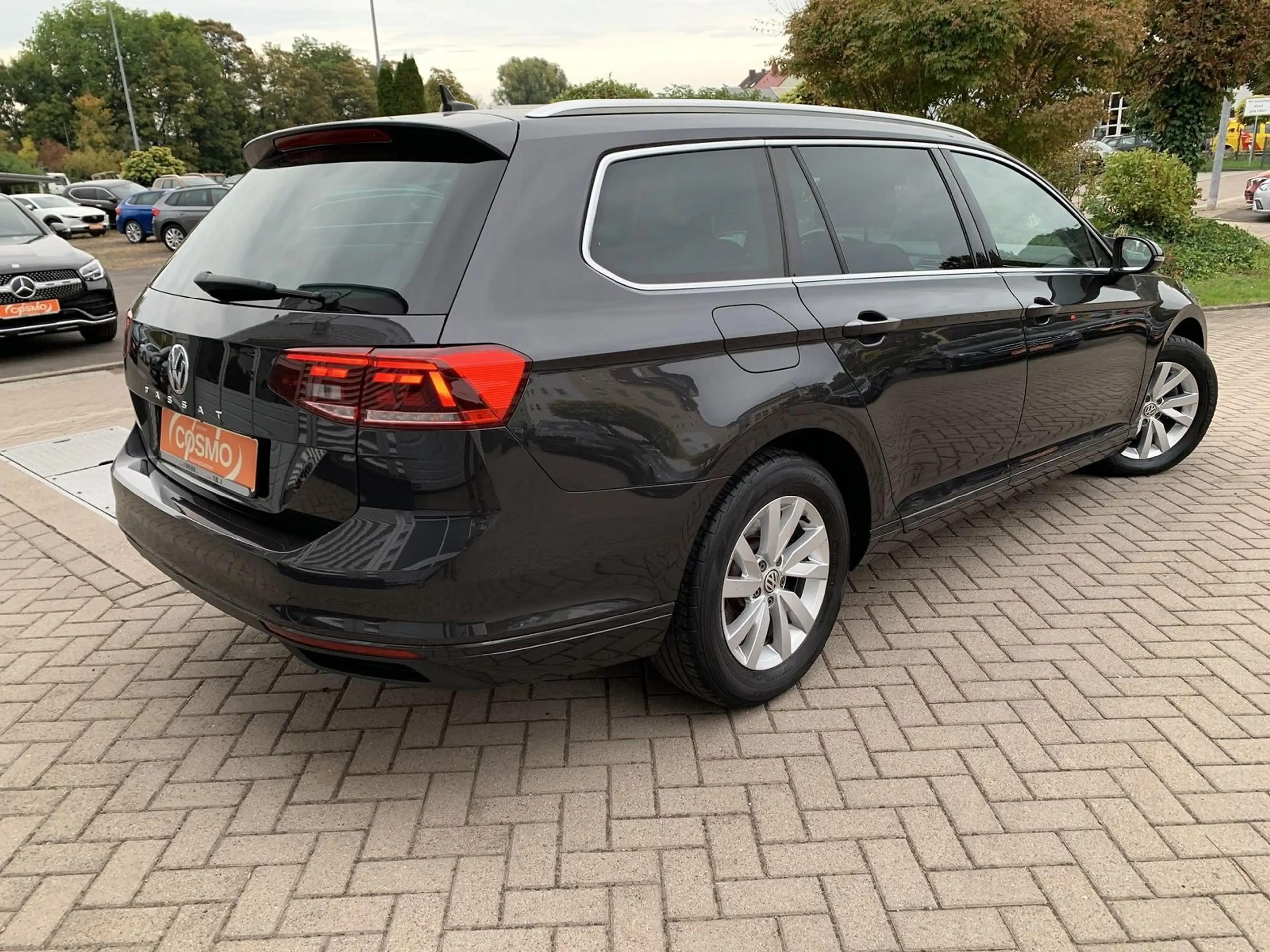 Volkswagen Passat Variant Busines 1.5 TSI NAVI+ACC+LED — photo 5