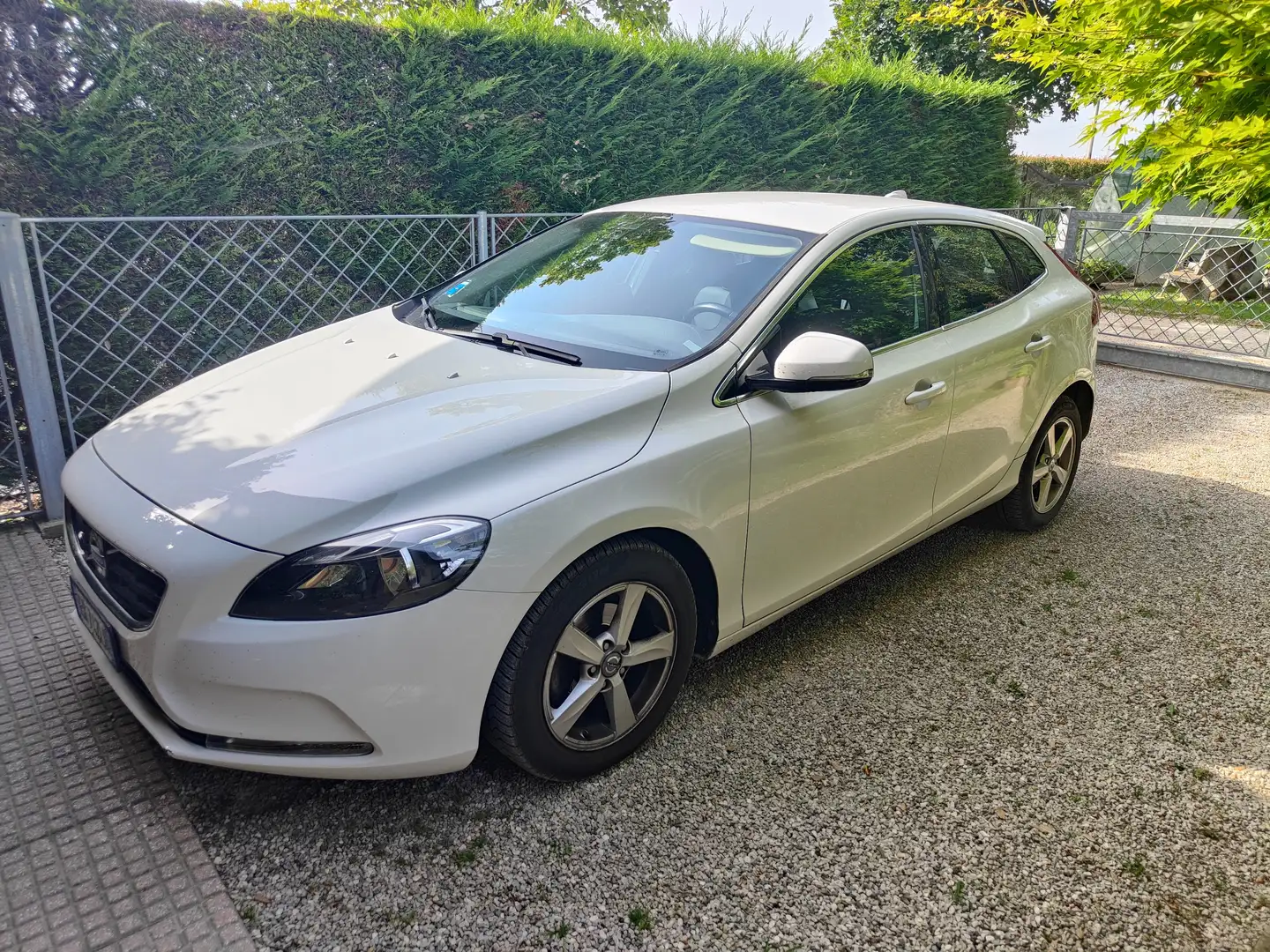 Volvo V40 V40 II 2012 1.6 d2 White - 2