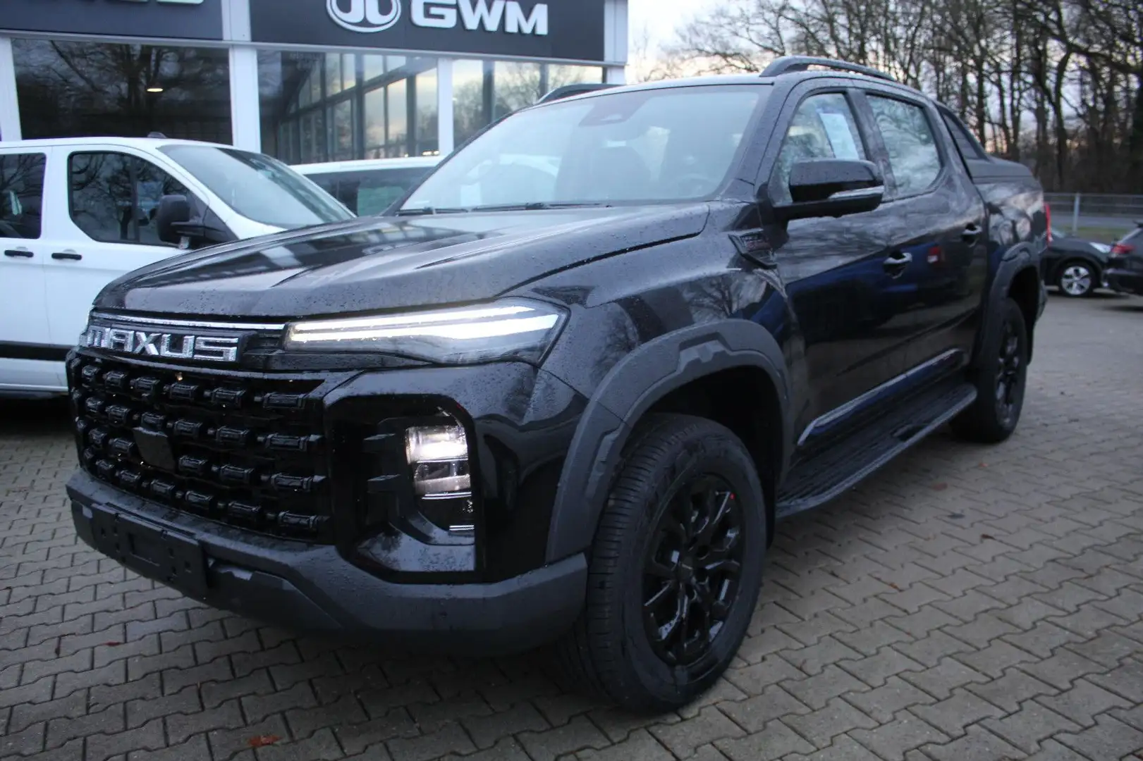 Maxus T60 T60 MAX 2.0 DIESEL Automatik (inkl. AHK) Negro - 1