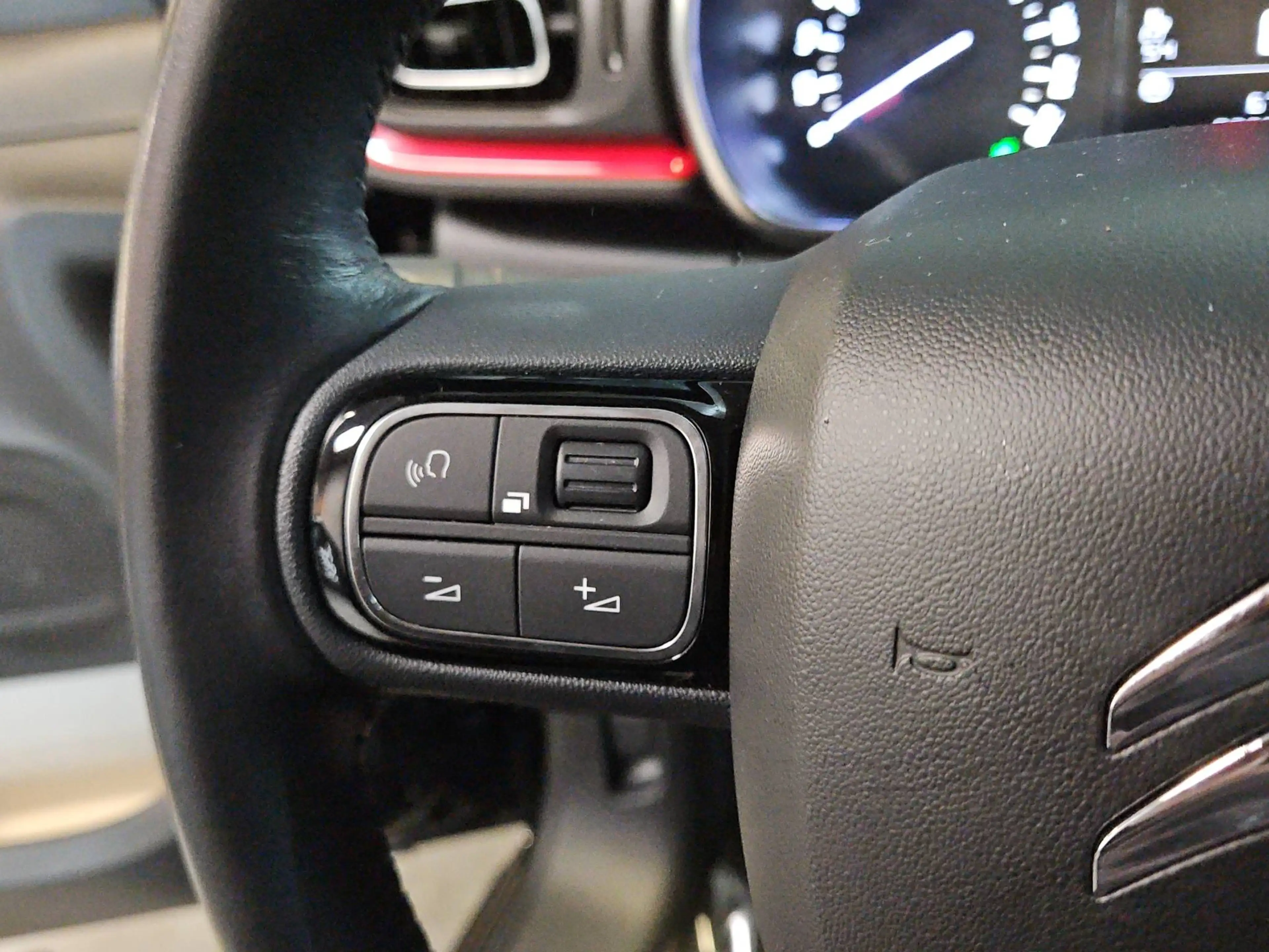 Citroen C3 MAX — photo 9