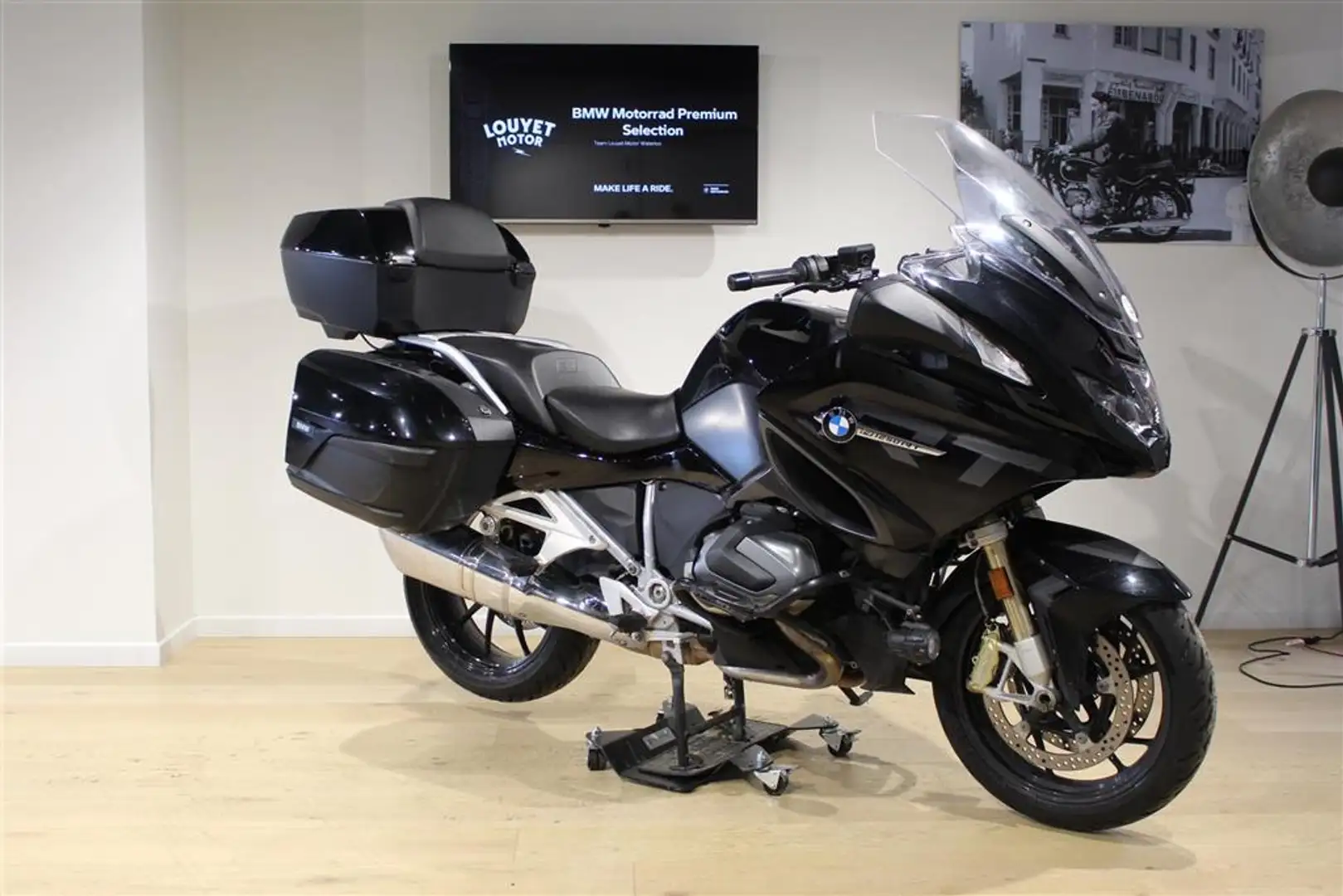 BMW R 1250 RT 0 Zwart - 1