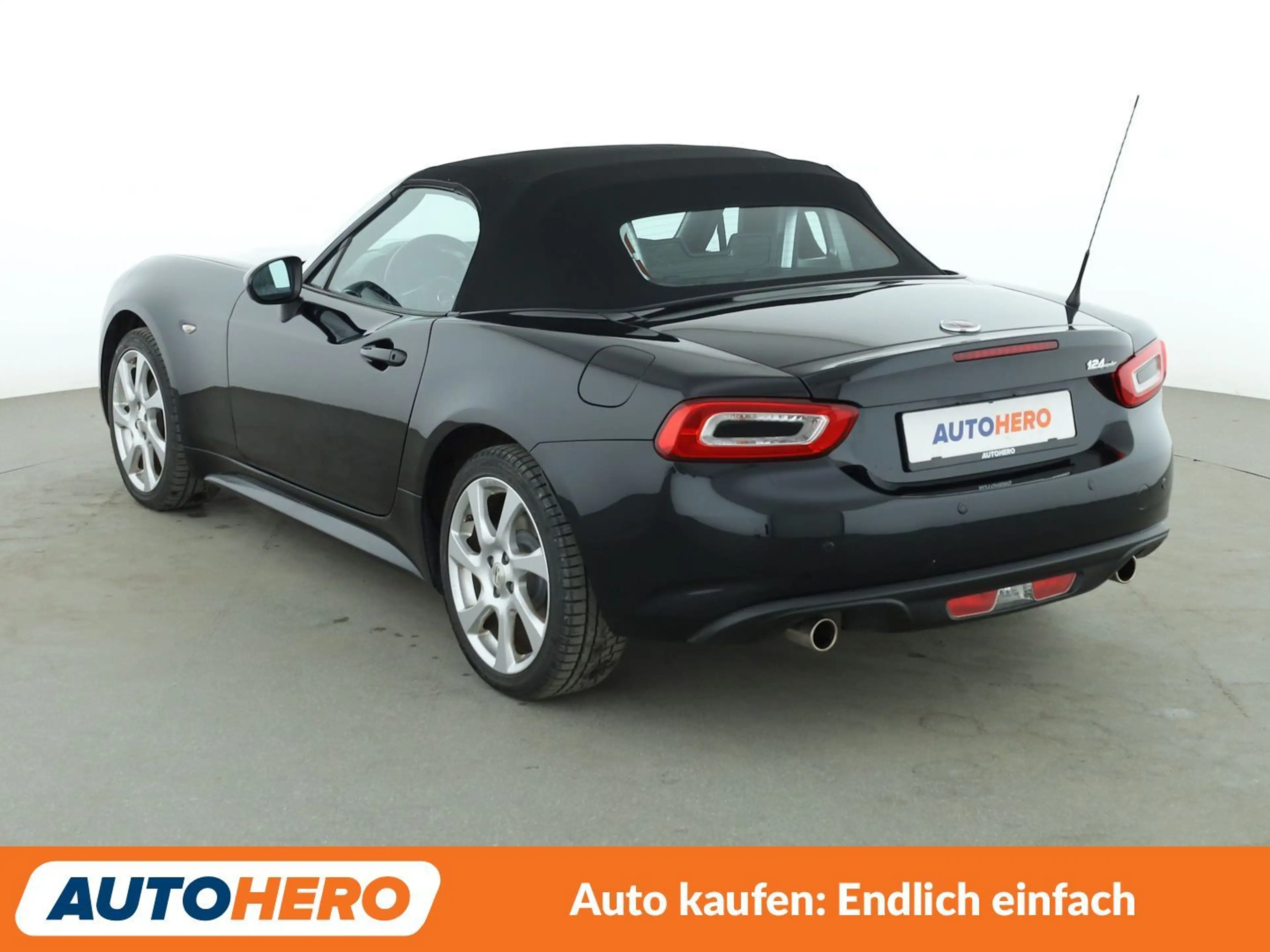 Fiat 124 Spider 1.4 Turbo Lusso*NAVI*CABRIO*PDC*SHZ*KLIMA* — photo 4