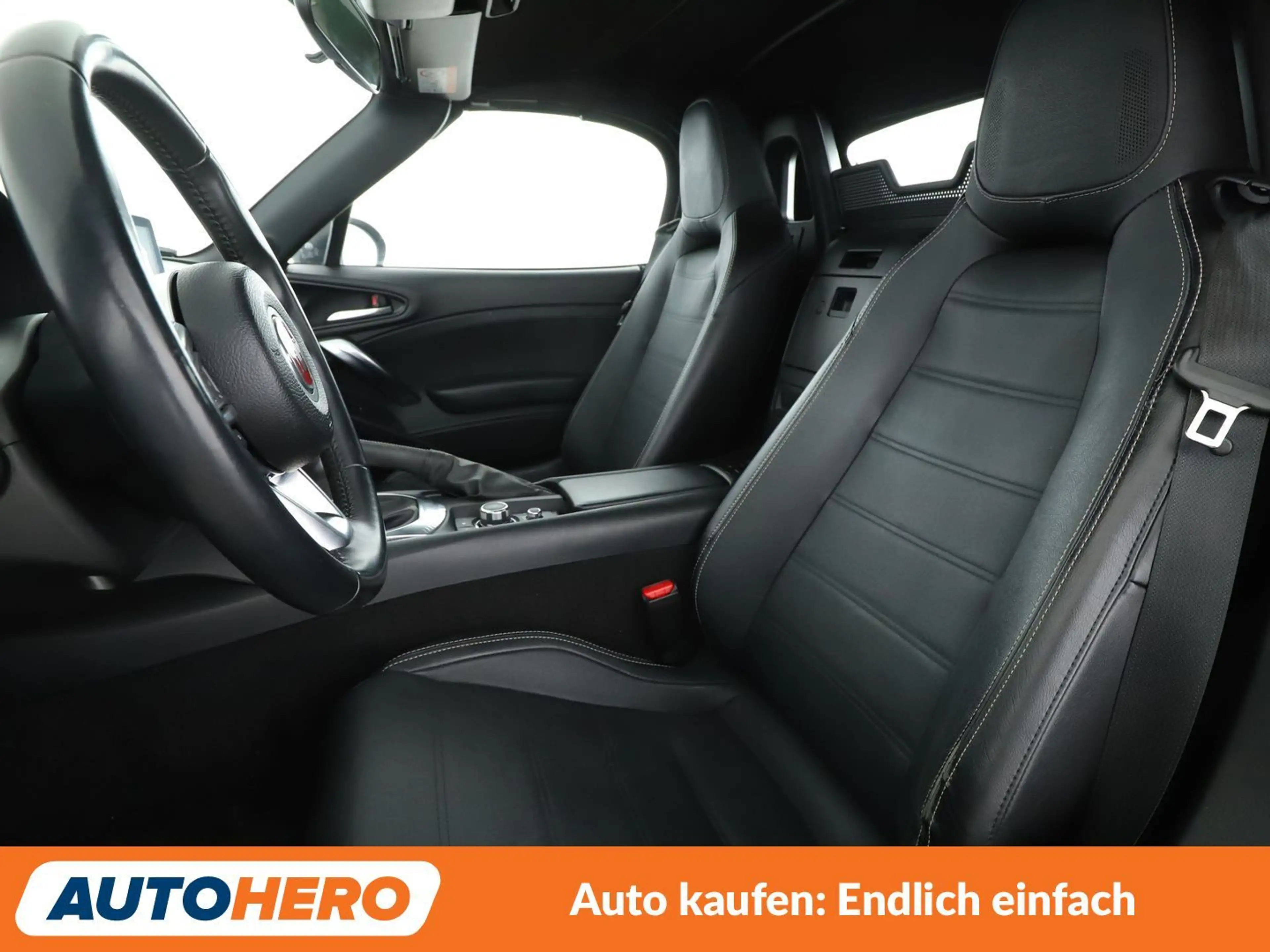 Fiat 124 Spider 1.4 Turbo Lusso*NAVI*CABRIO*PDC*SHZ*KLIMA* — photo 10