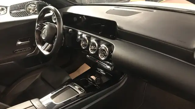 Mercedes-Benz A Class view 10