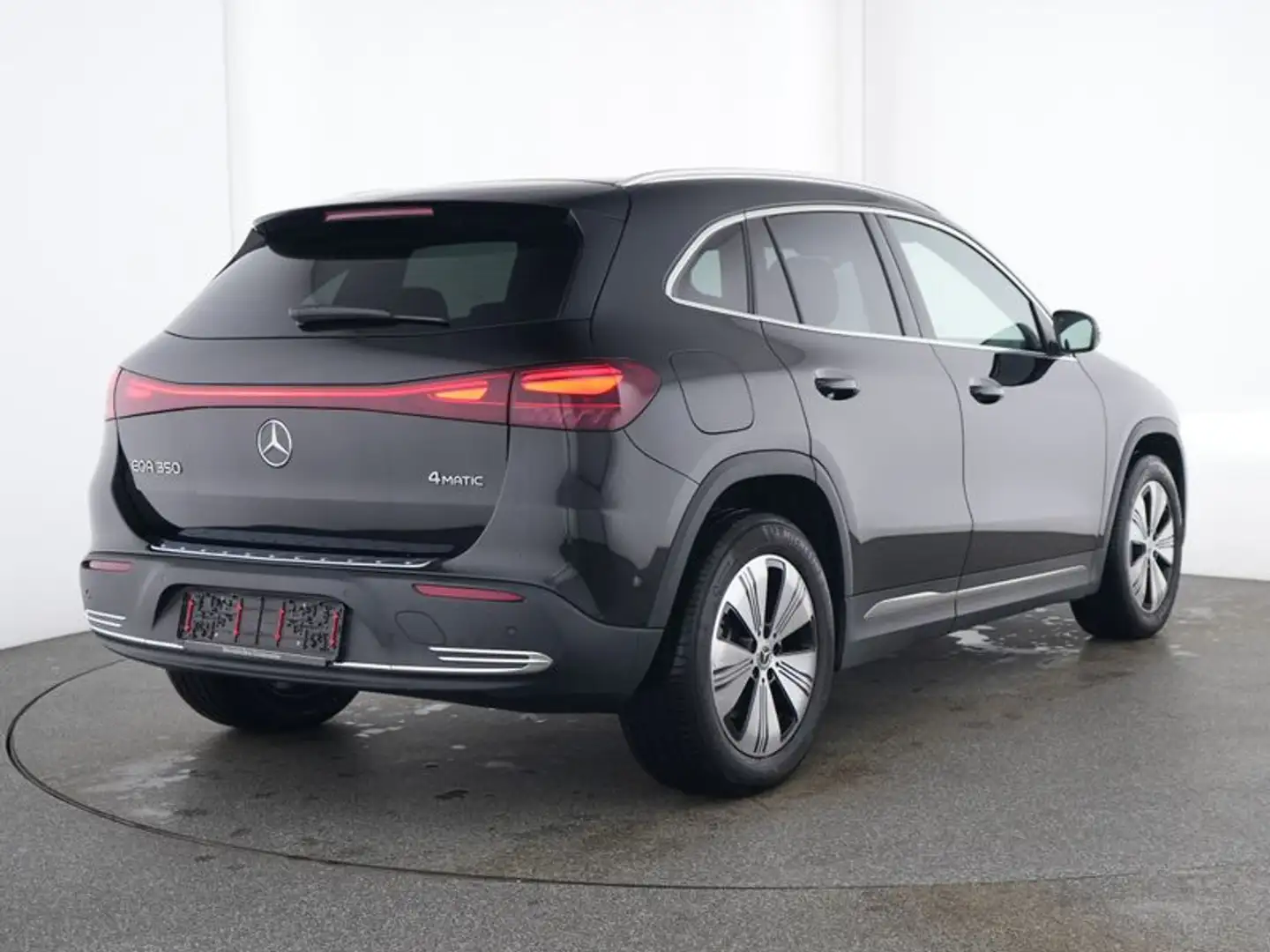 Mercedes-Benz EQA 350 4M AUT Kam. KlimaA LED LM PDC ParkAss Noir - 2