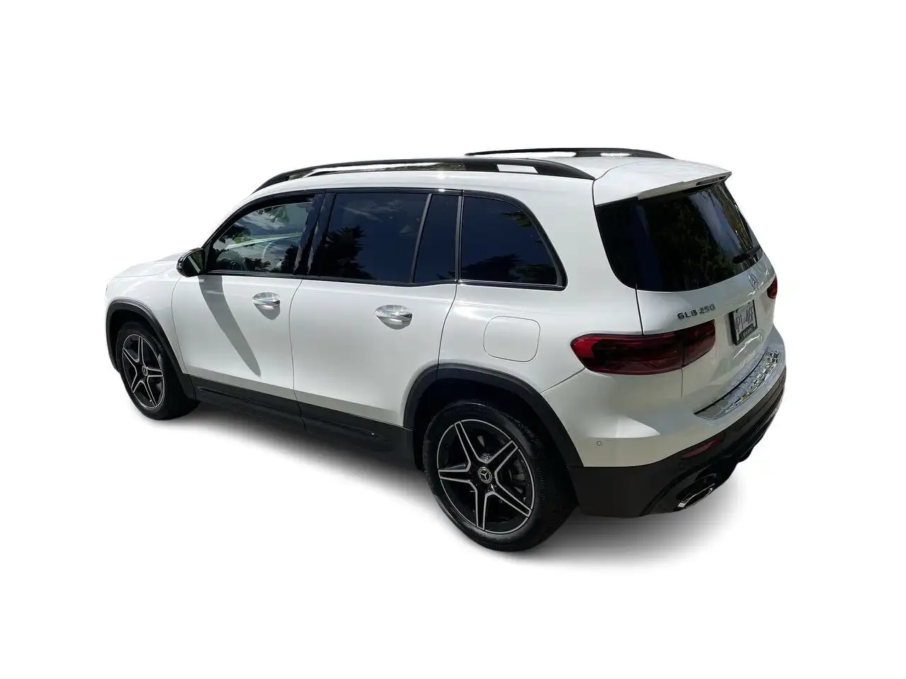 Mercedes-Benz GLB снимка Mercedes-Benz GLB
