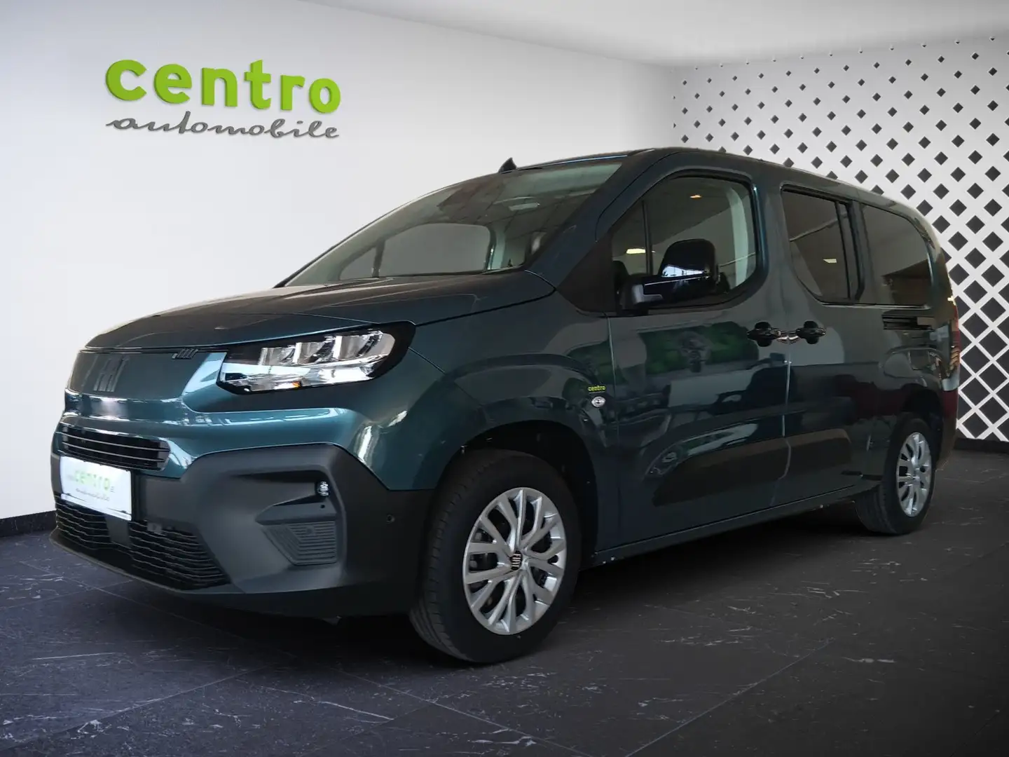 Fiat Doblo XL BlueHDi 130 MT Tech Paket+Komfort Paket Bleu - 2