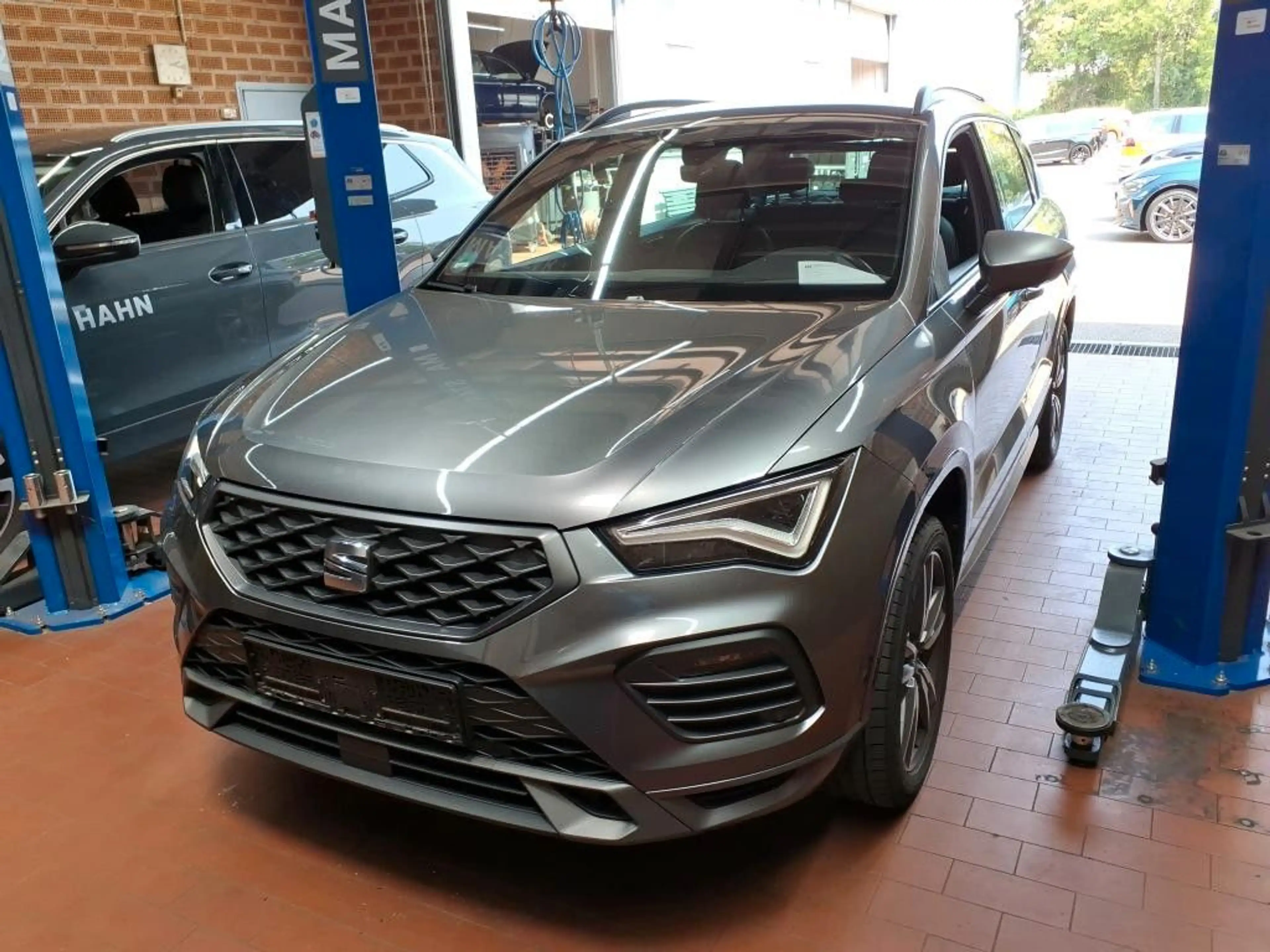 SEAT Ateca FR 1.5 TSI DSG/AHK/KAMERA/LED/ACC/APP/SHZ