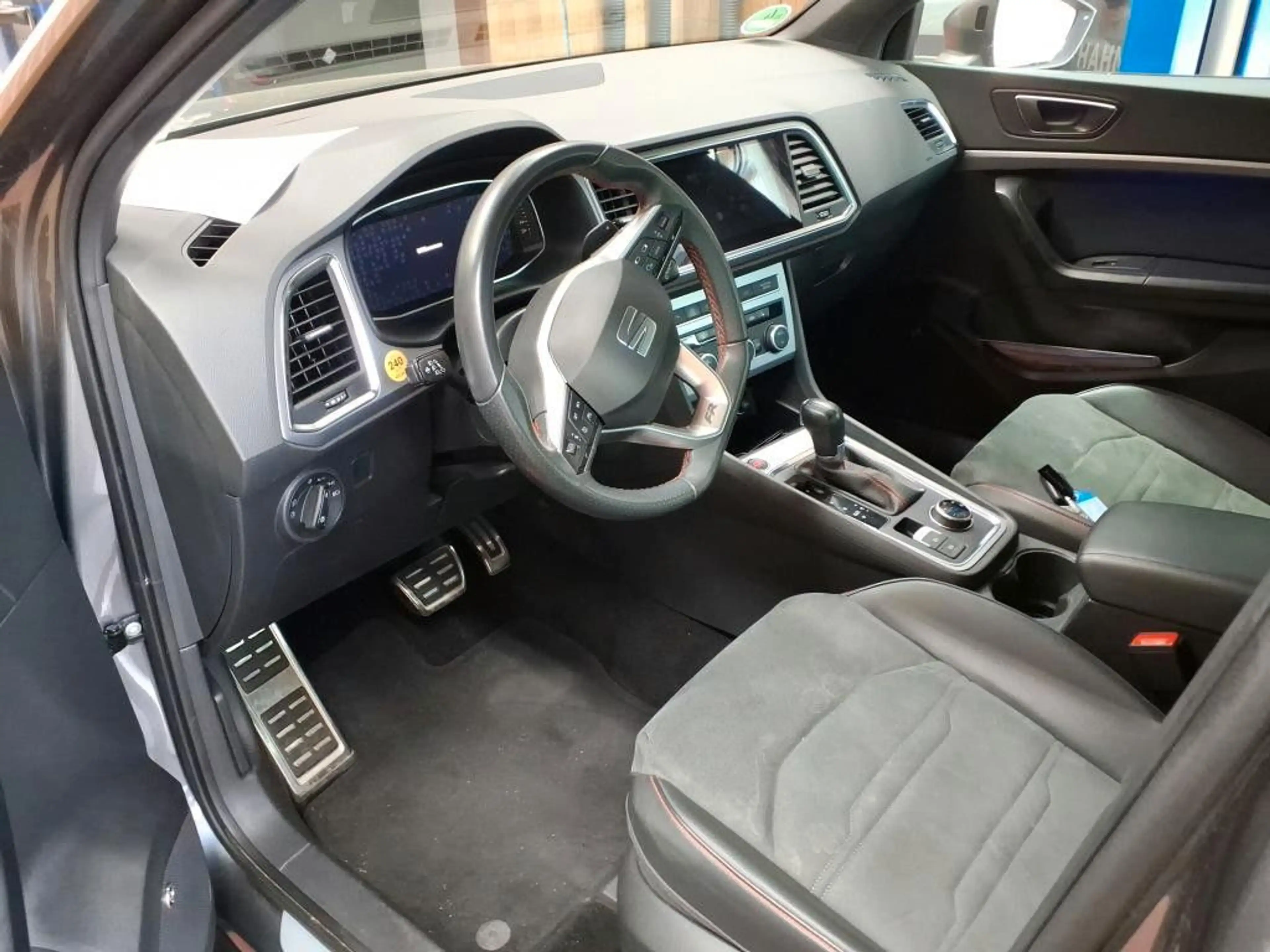 SEAT Ateca FR 1.5 TSI DSG/AHK/KAMERA/LED/ACC/APP/SHZ — photo 6