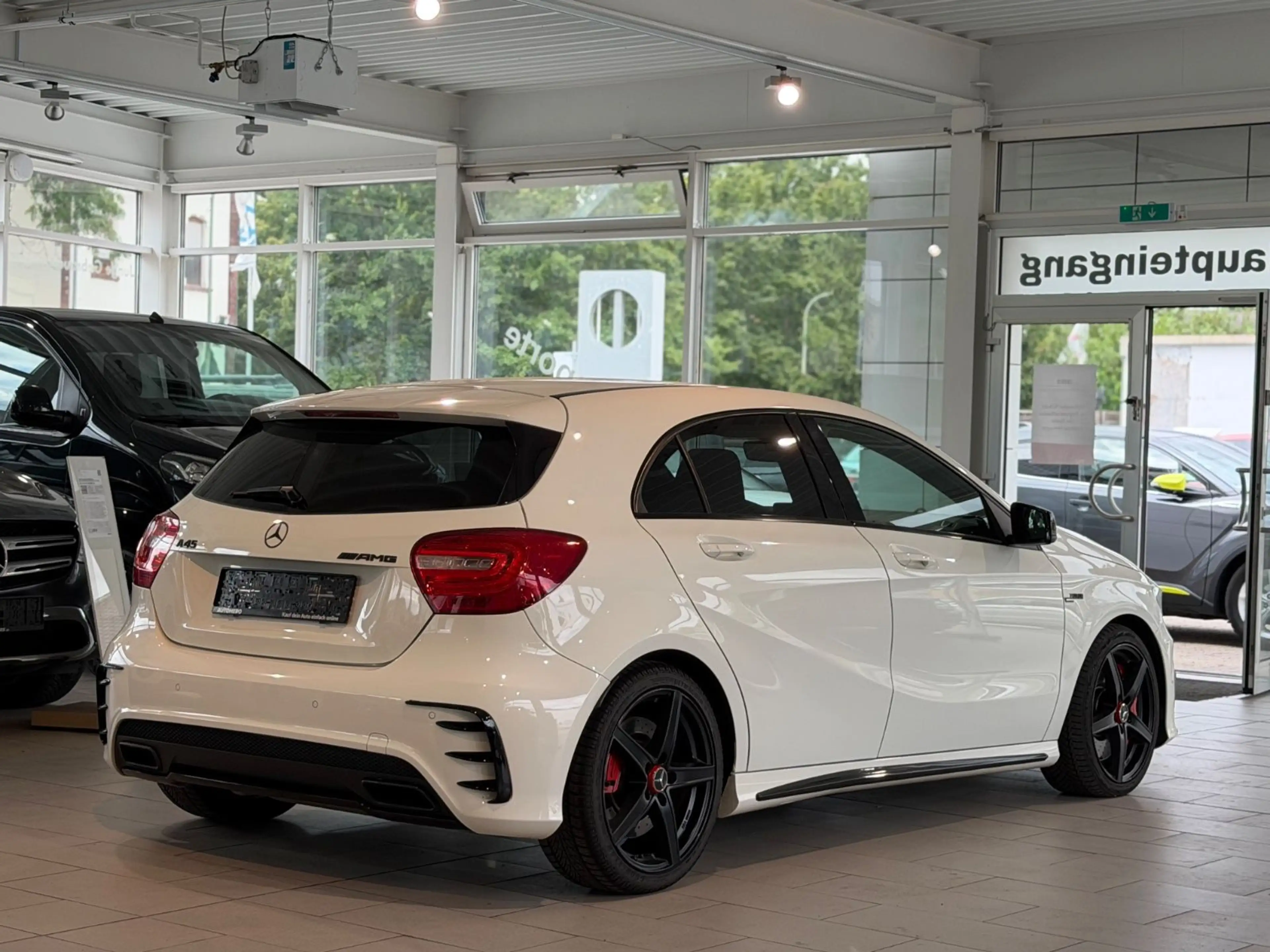 Mercedes-Benz A 45 AMG A A 45 AMG 4Matic*AUTOMA.*NAVI*Bi.XEN* — photo 5
