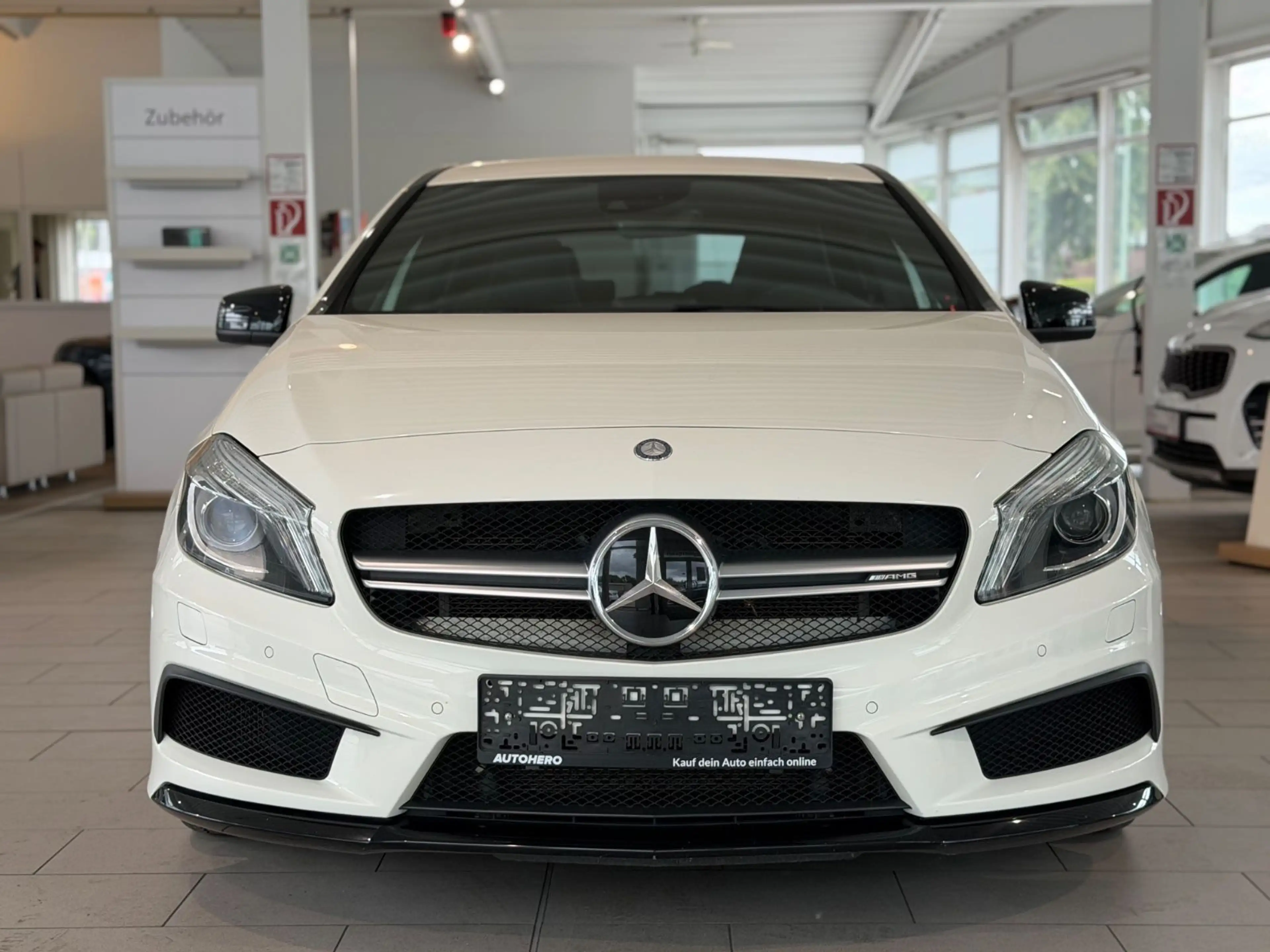 Mercedes-Benz A 45 AMG A A 45 AMG 4Matic*AUTOMA.*NAVI*Bi.XEN* — photo 10