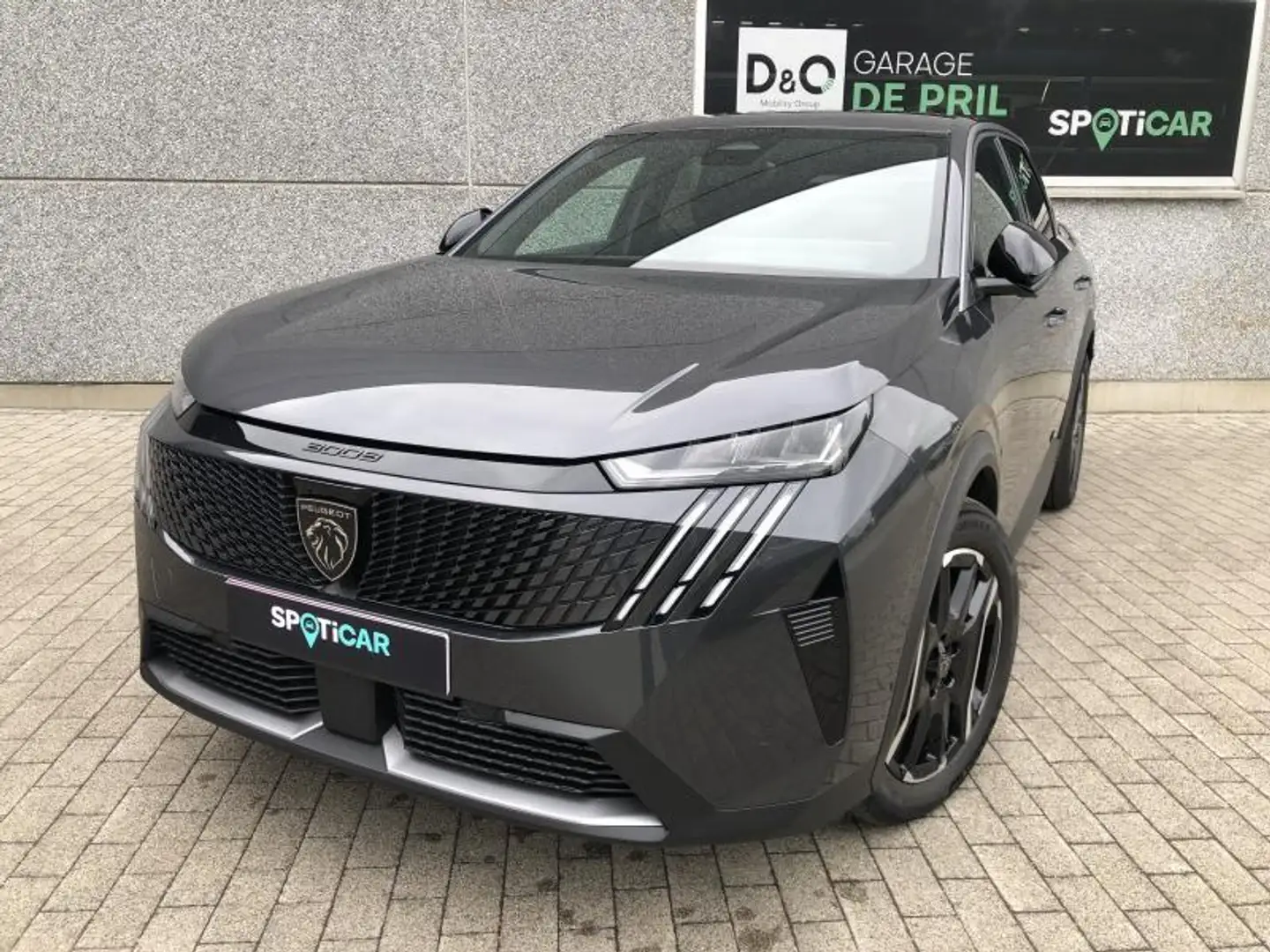Peugeot 3008 e-Allure 210pk Grijs - 1