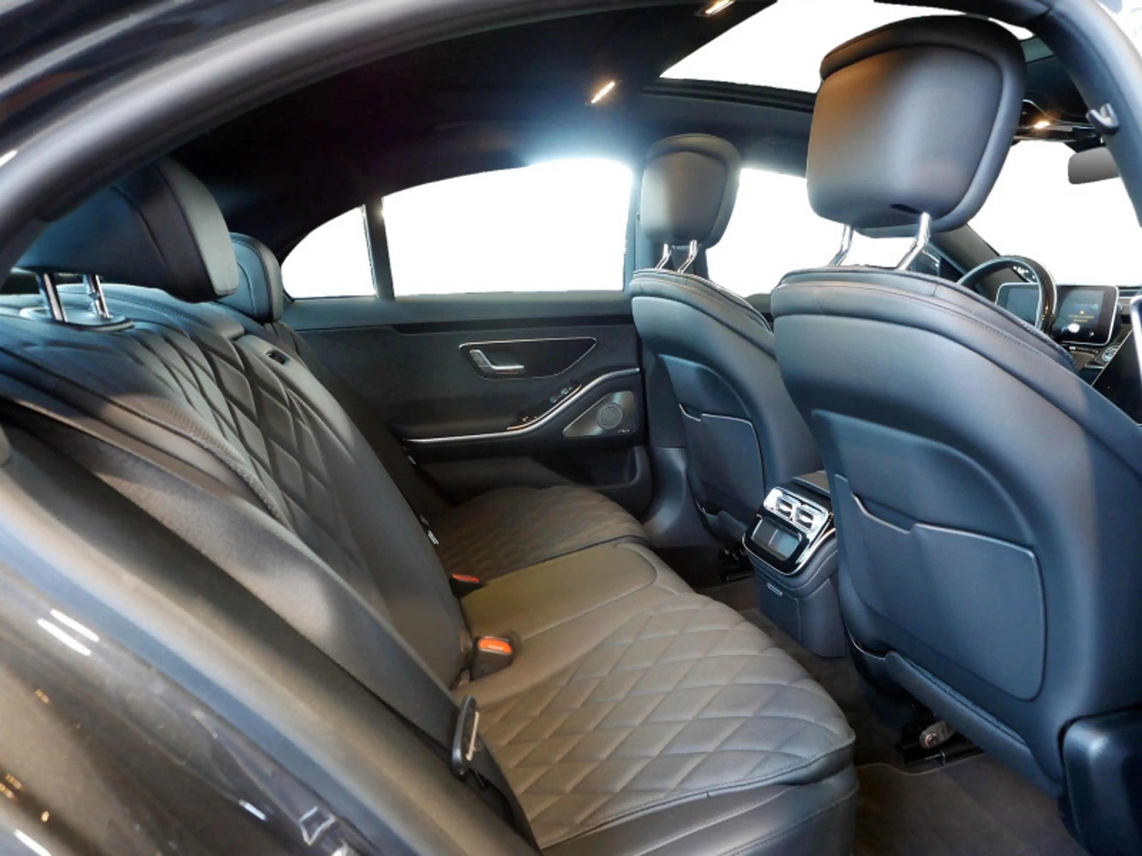 Mercedes-Benz S 350 d  BURM MEMO MULTI 360 AIRMATIC DISTR PANO — photo 9