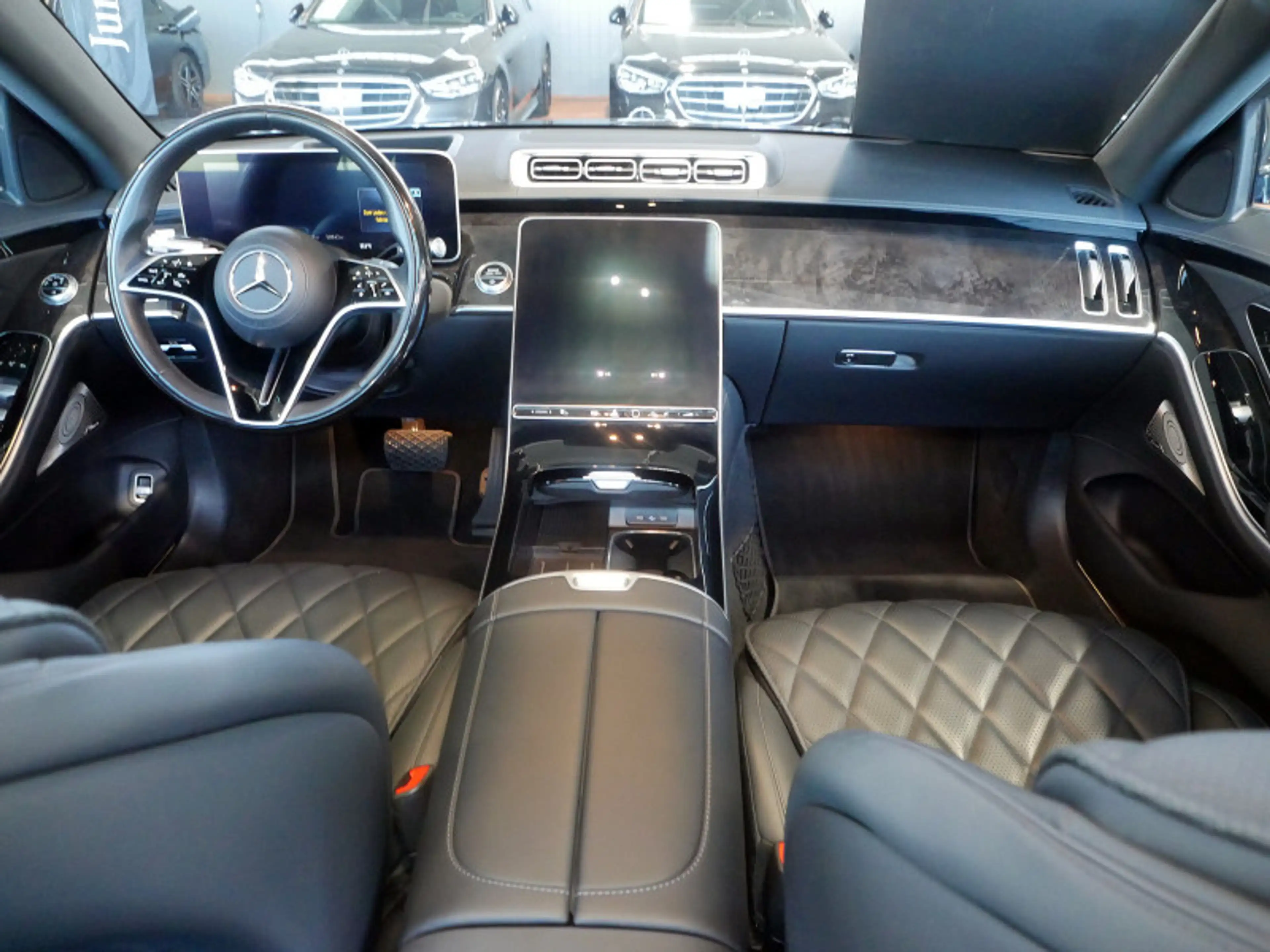Mercedes-Benz S 350 d  BURM MEMO MULTI 360 AIRMATIC DISTR PANO — photo 10
