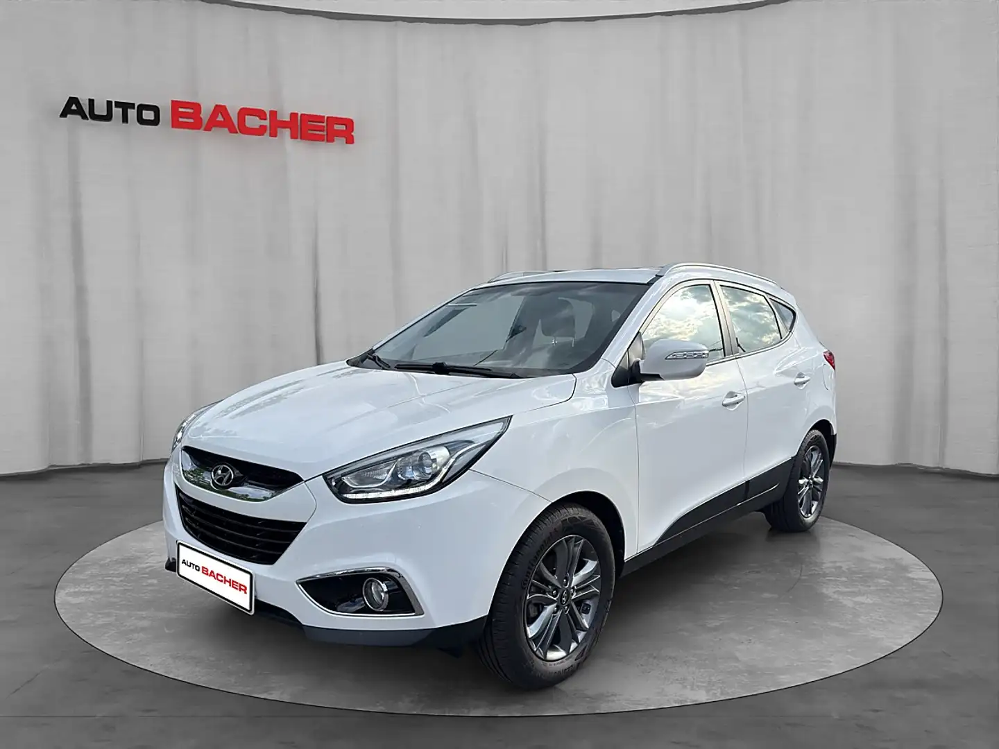 Hyundai iX35 IX35 2,0 CRDI FWD Weiß - 1