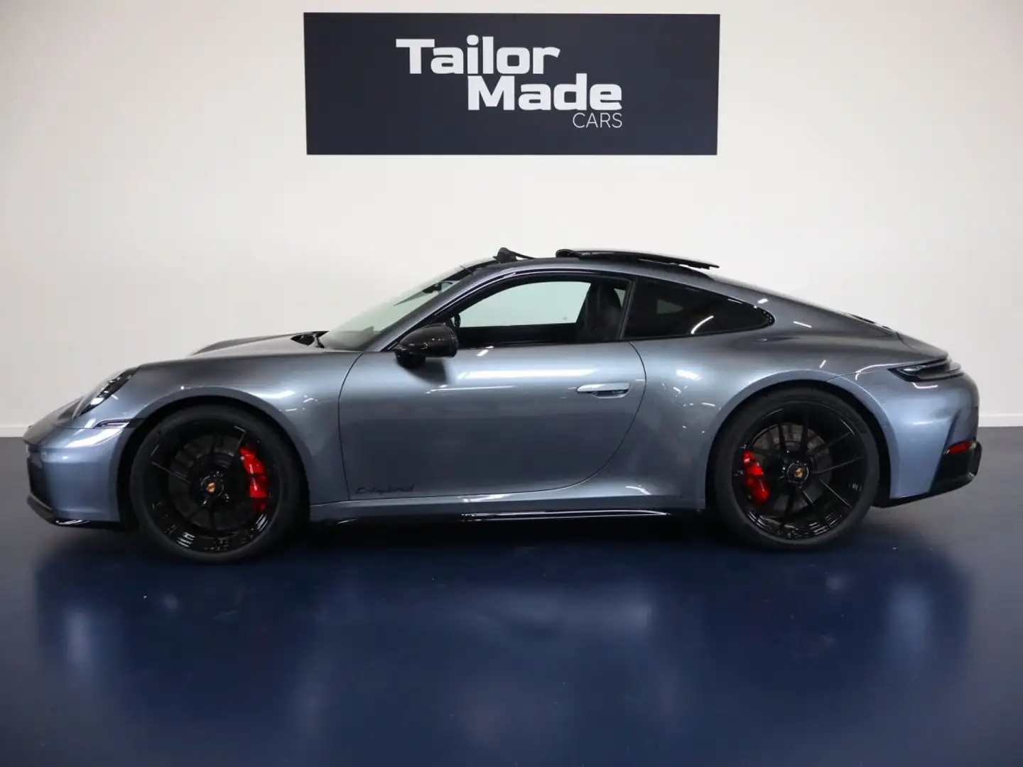 Porsche 911 Carrera GTS 541 - 2