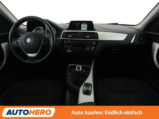 BMW 1 Series view 12