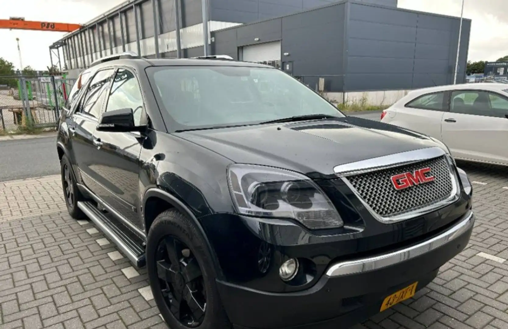 GMC Acadia 3,6 ltr, V6, 7 zitplaatsen, panoramadak, Awd. Noir - 2