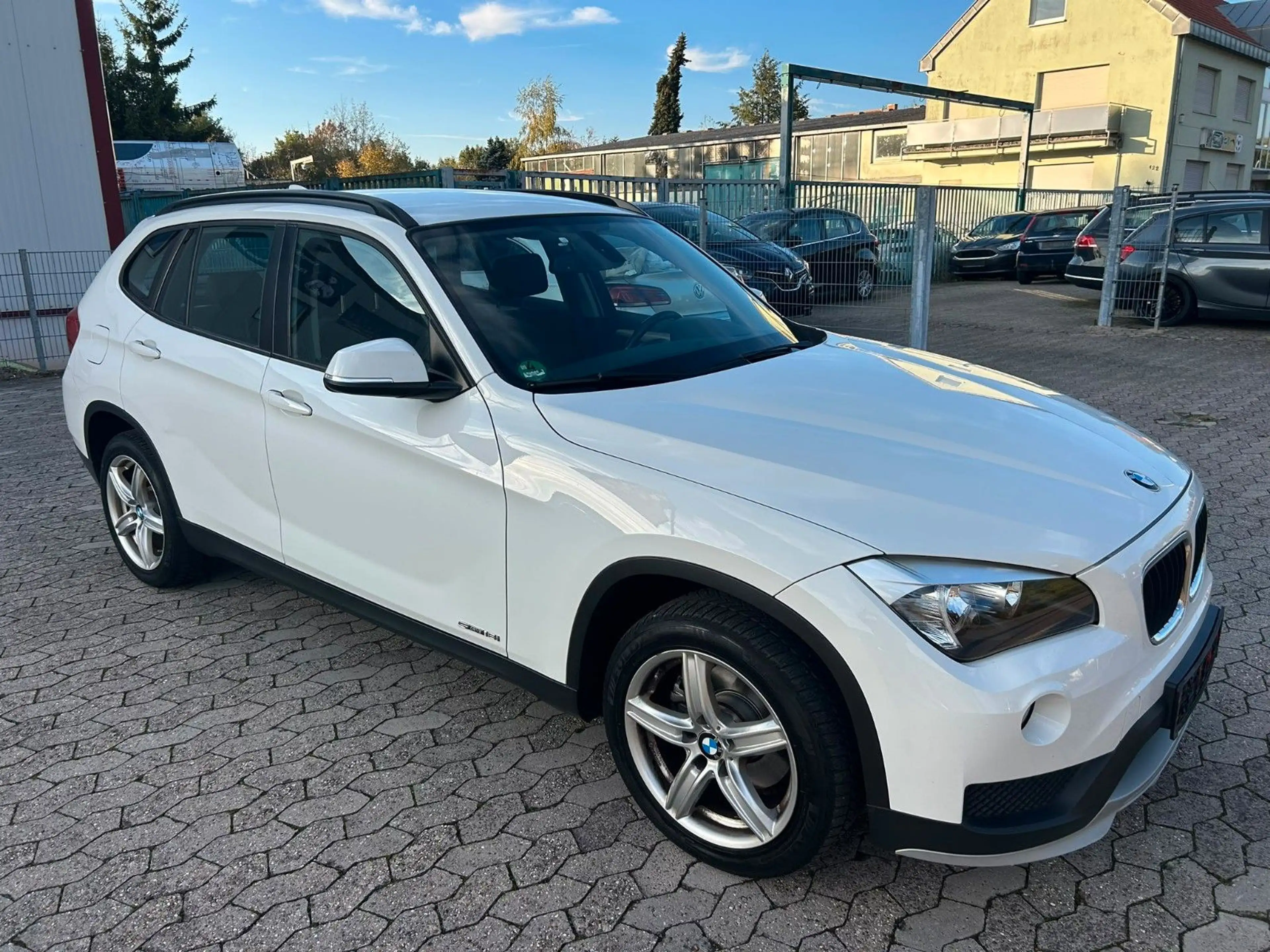 BMW X1 sDrive 18i PDC+SHZ+TEMP+8-fach — photo 3