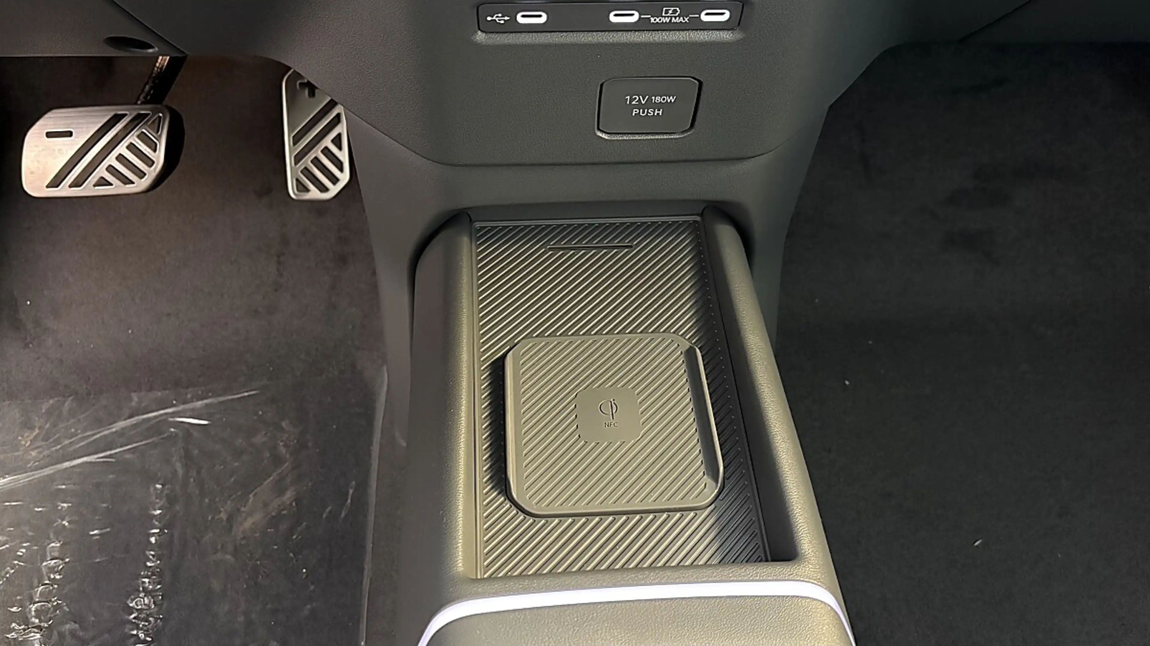 Kia EV2 4S FWD 61kWh GT-Line SD 22KW AC — photo 14