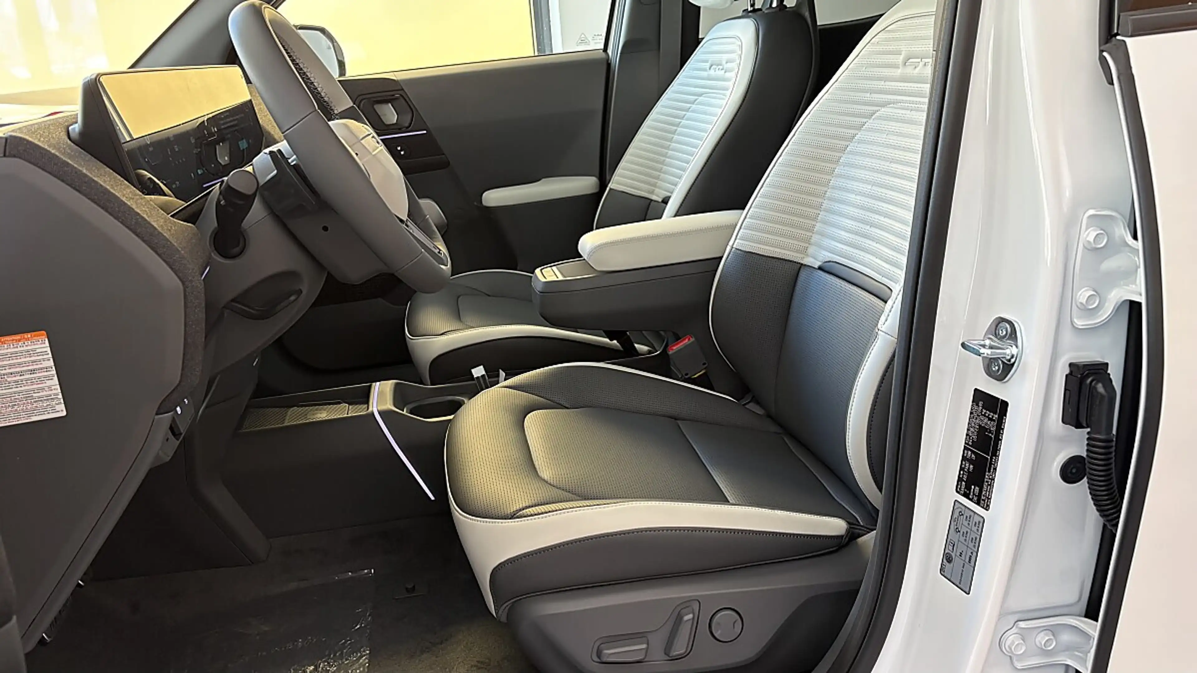 Kia EV2 4S FWD 61kWh GT-Line SD 22KW AC — photo 6