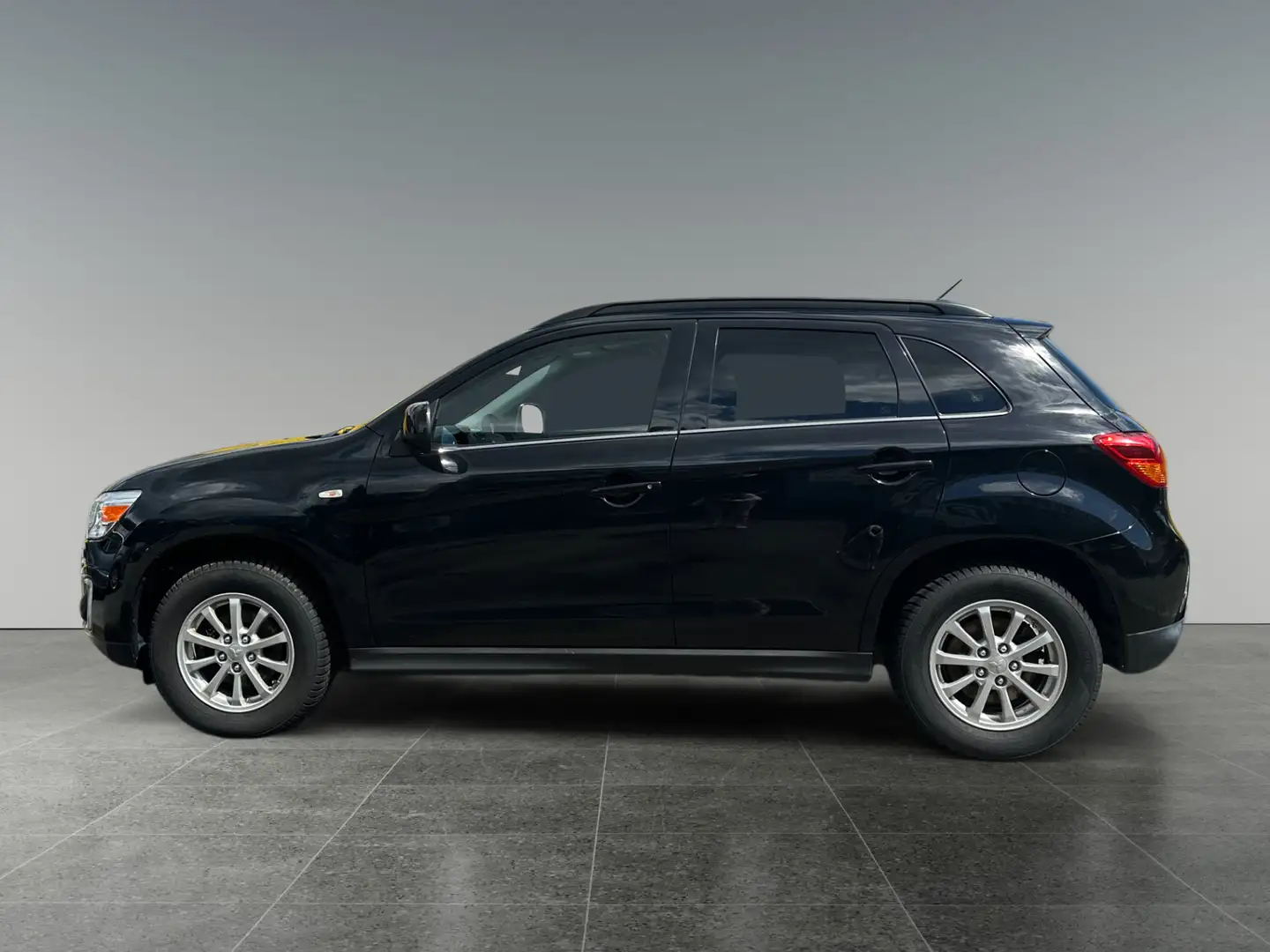 Mitsubishi ASX 1,8 DI-D LP invite            8-fach bereift! Grau - 2