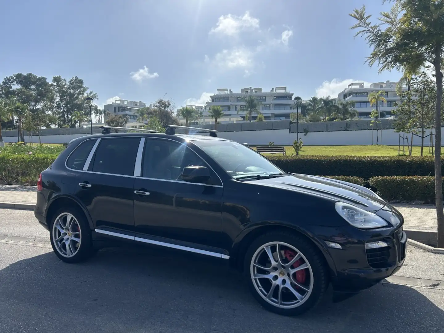 Porsche Cayenne Turbo Aut. Negro - 1