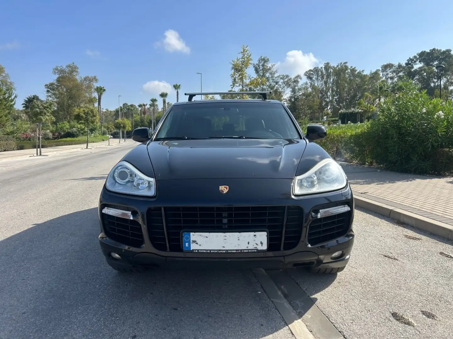 Porsche Cayenne Turbo Aut. Negro - 2