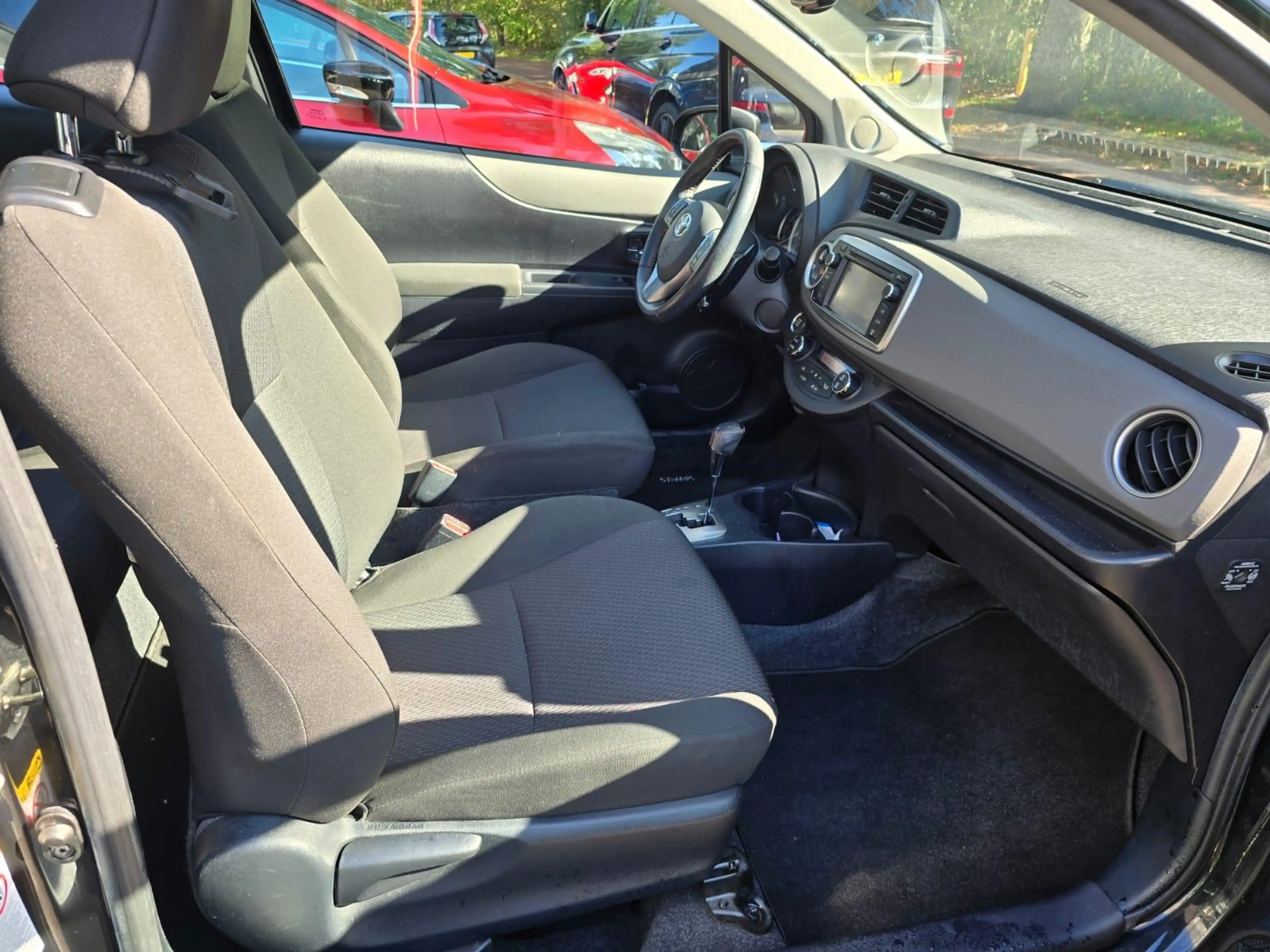 Toyota Yaris 1.3 VVT-i Dynamic | AUTOMAAT | 3/6 OF 12MND GARANT — photo 14