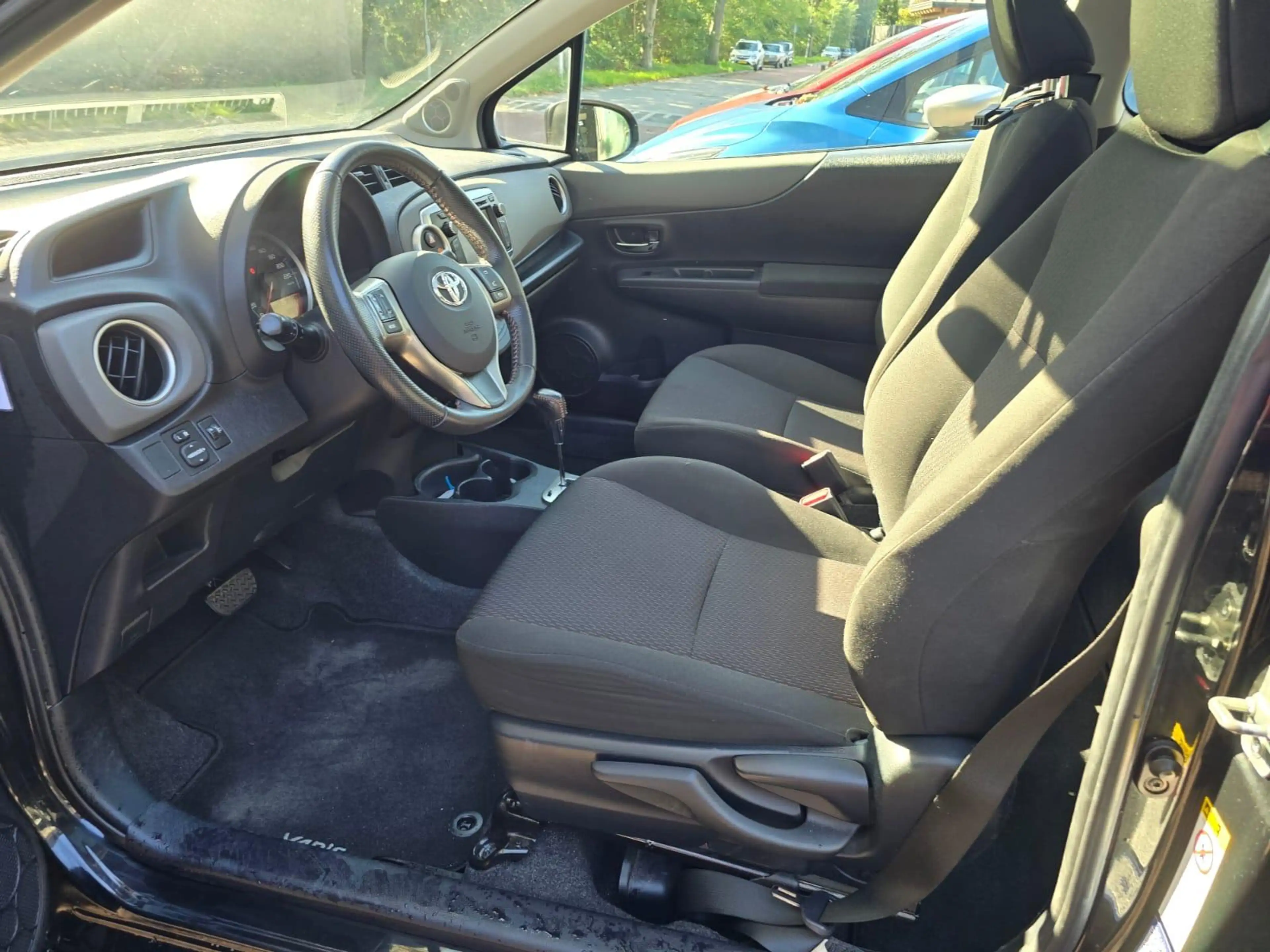 Toyota Yaris 1.3 VVT-i Dynamic | AUTOMAAT | 3/6 OF 12MND GARANT — photo 12
